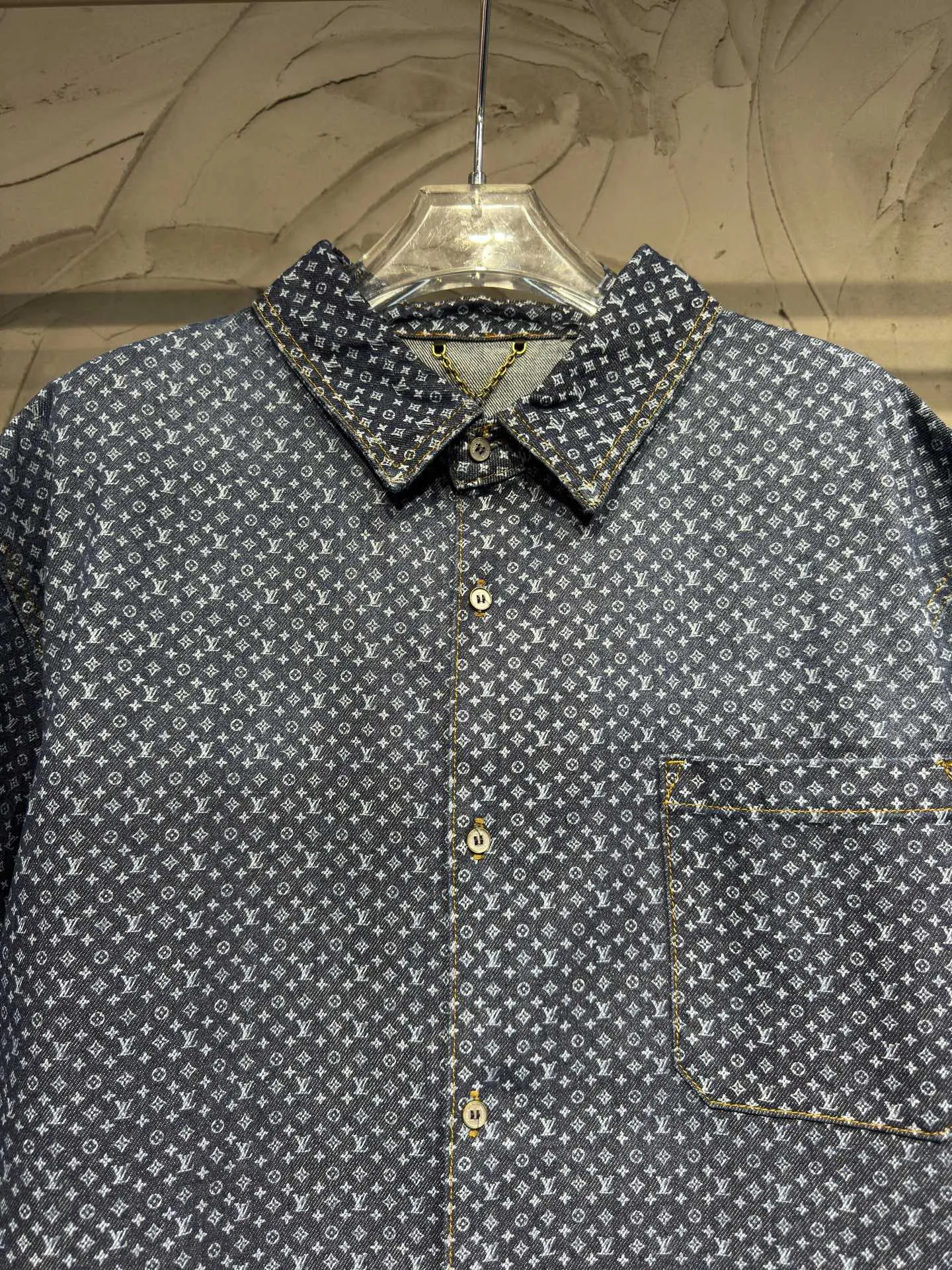 Monogram Print Short-Sleeve Denim Shirt D22523022 — view 9