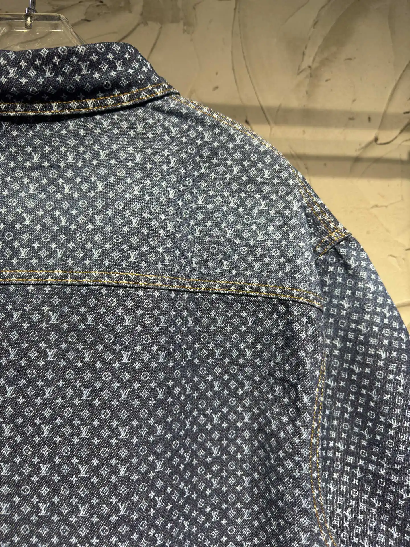 Monogram Print Short-Sleeve Denim Shirt D22523022 — view 17