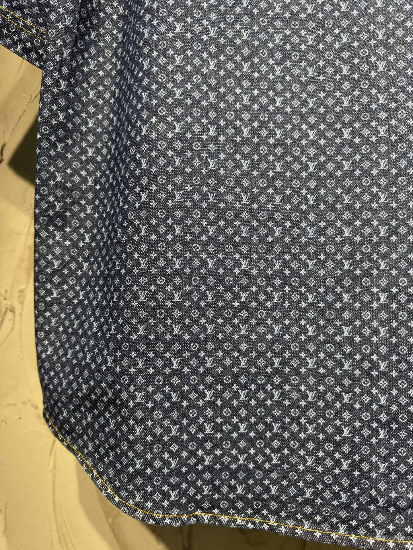 Monogram Print Short-Sleeve Denim Shirt D22523022 — view 21
