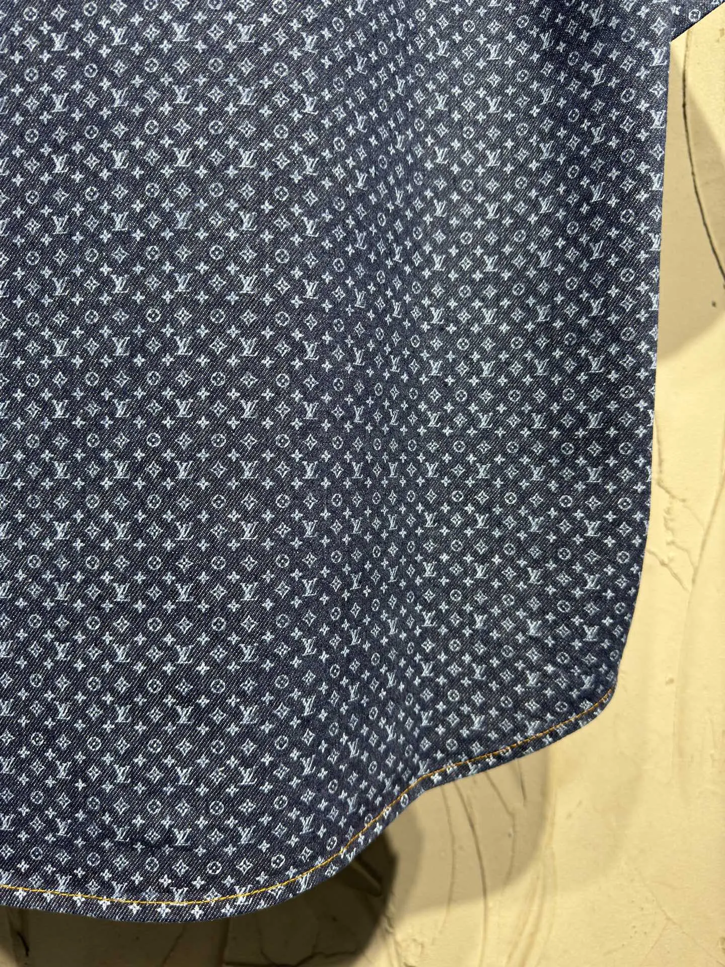 Monogram Print Short-Sleeve Denim Shirt D22523022 — view 22