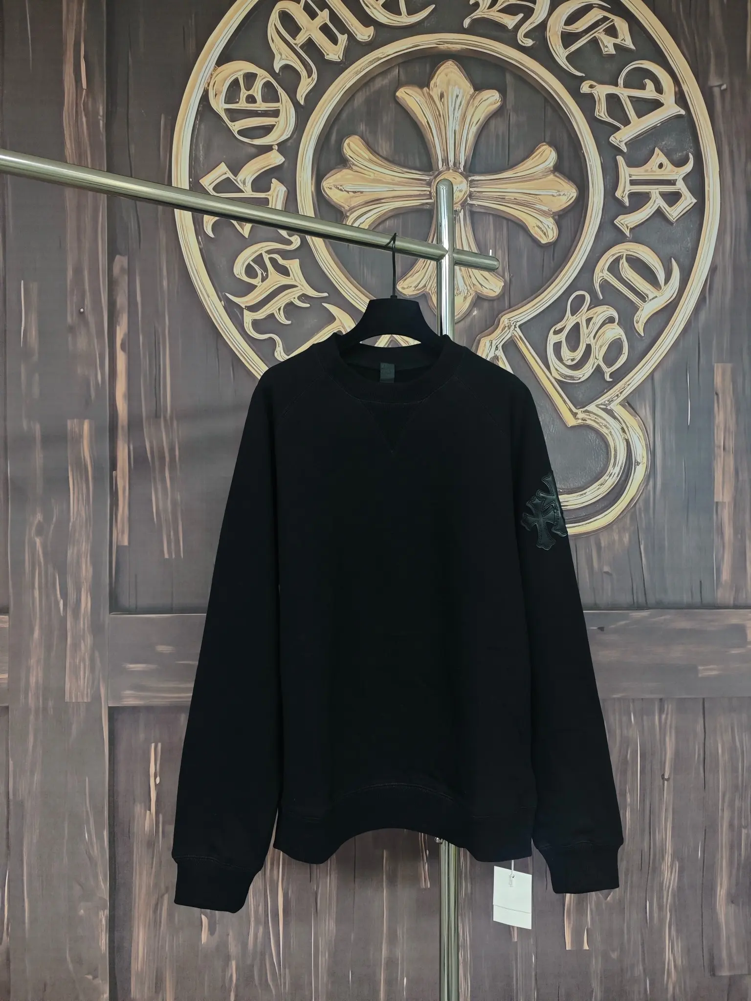 Leather Cross Patch Fleece Sweatshirt D23019000