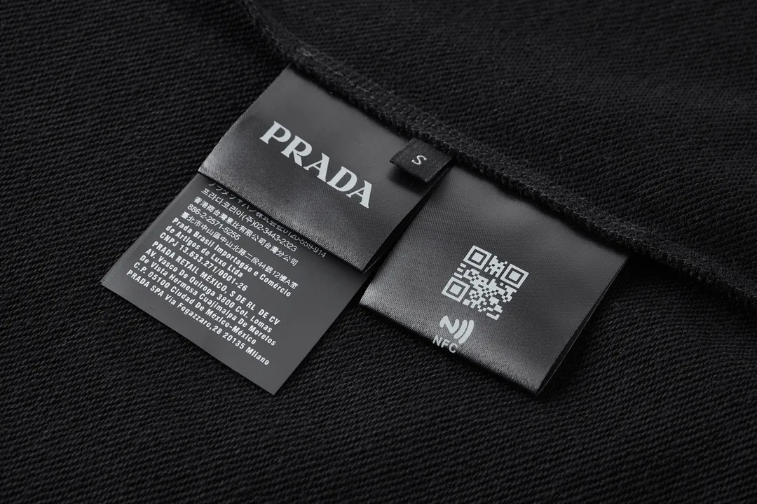 Enamelled Triangle Logo Pima Cotton Sweatshirt D23021193 — view 9