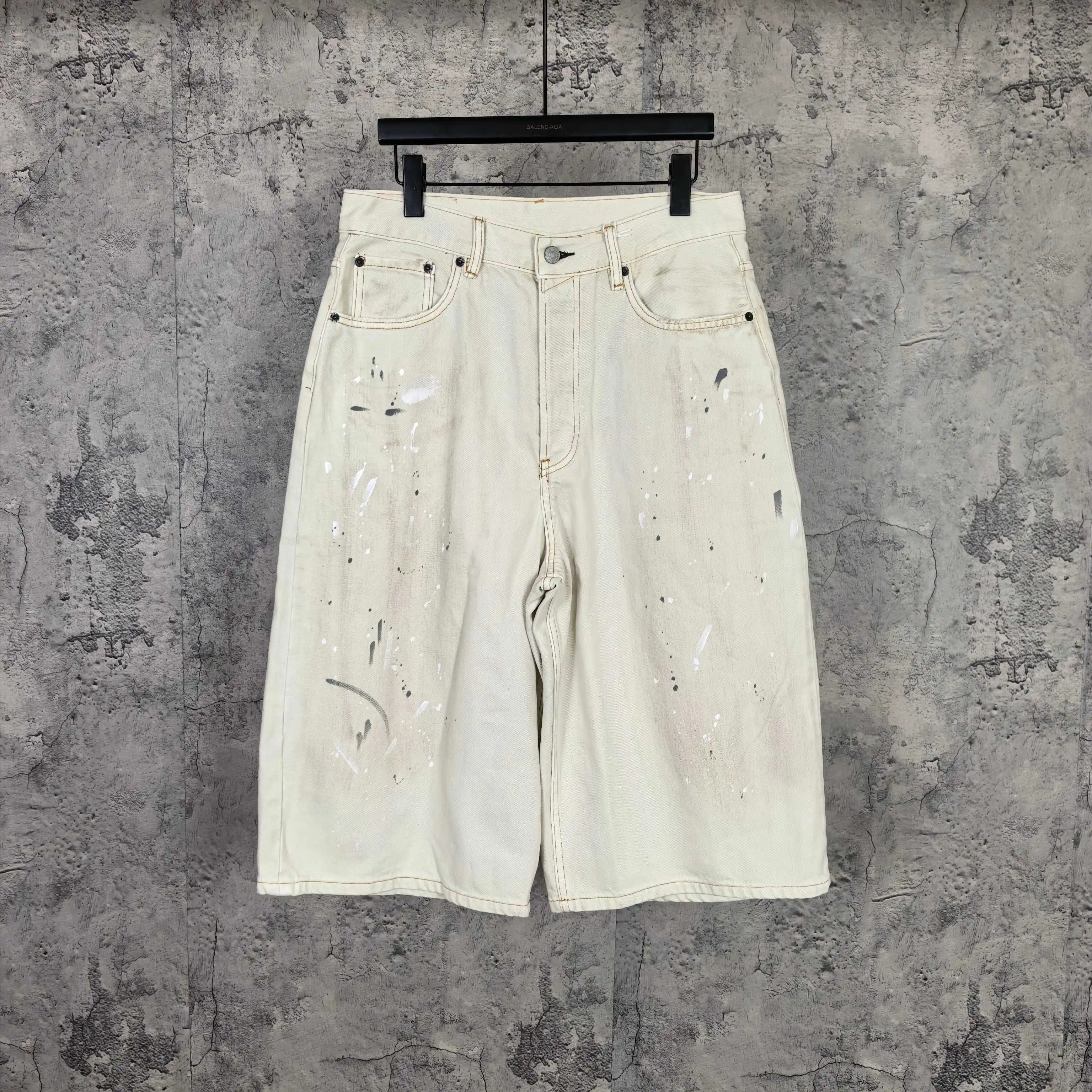 Paint-Splatter Denim Shorts D23523222