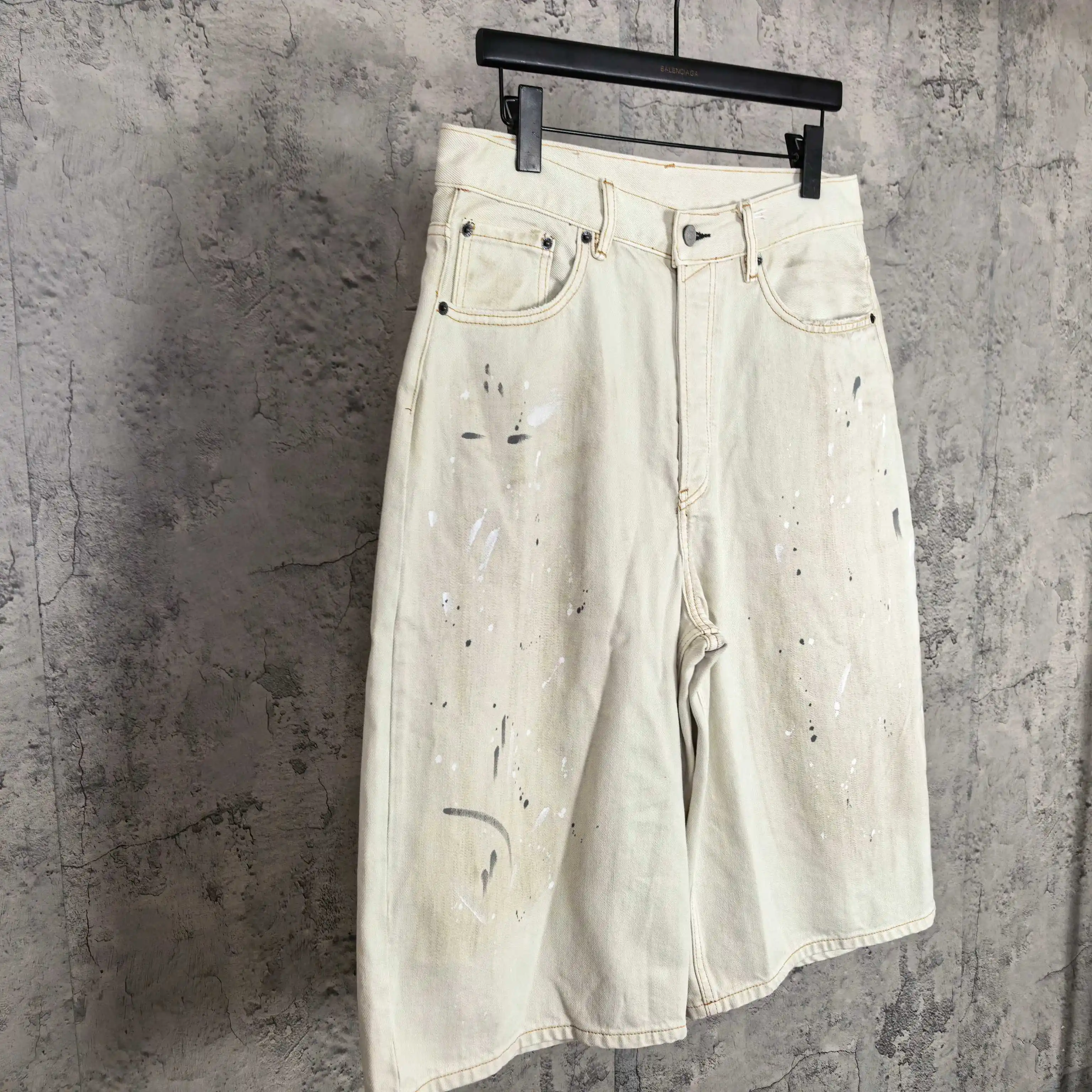 Paint-Splatter Denim Shorts D23523222 — view 7