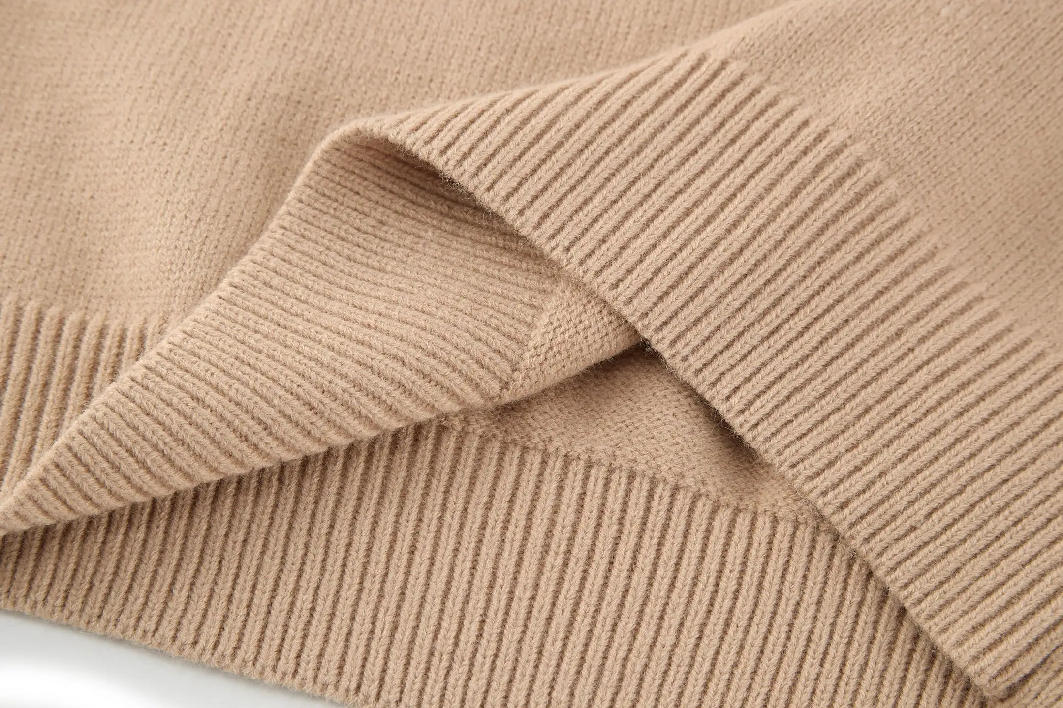 Triomphe Embroidered Wool-Cashmere Sweater D23521176 — view 7