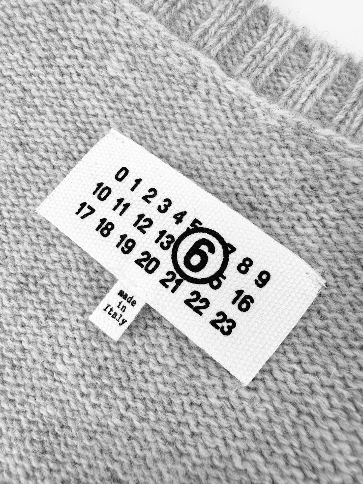 Logo Print Wool-Blend Knit Vest D23519216 — view 4