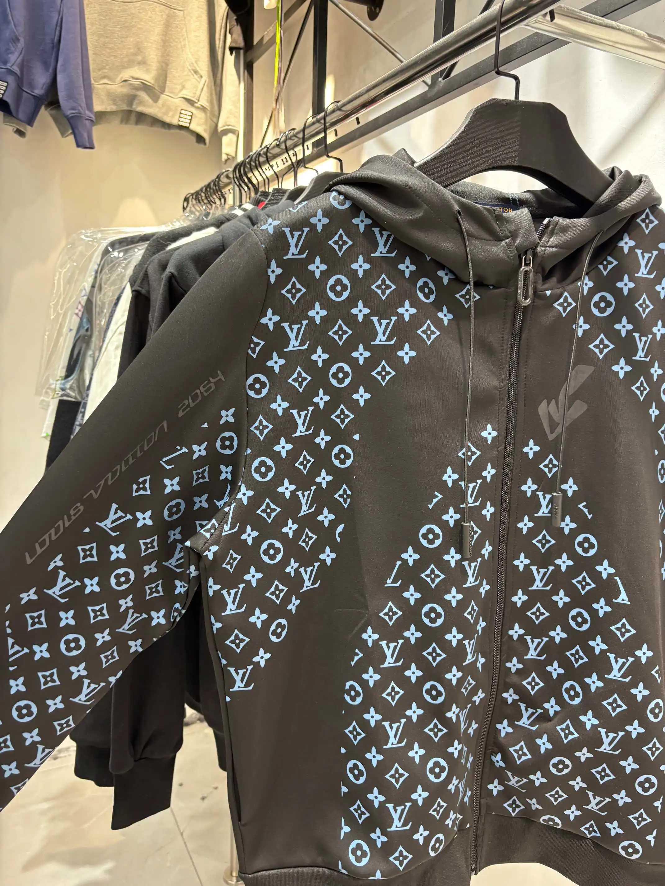 Monogram Scuba Zip-Up Hoodie D23513452 — view 6