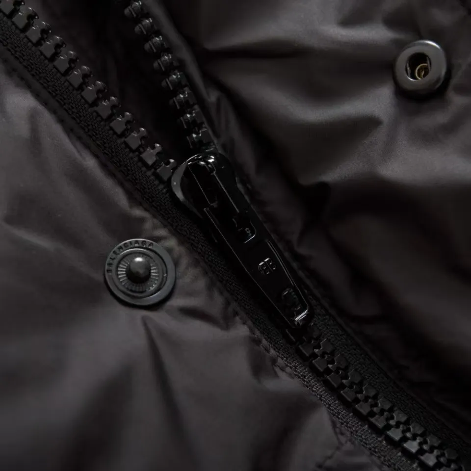 Flame Embroidered Down-Filled Puffer Jacket D24020349 — view 9