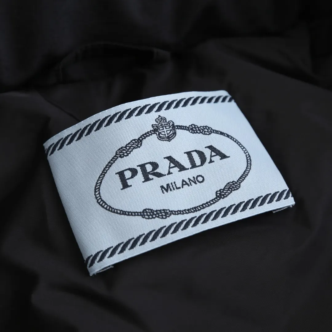 Logo-Appliquéd Quilted Down Jacket D24020352 — view 8