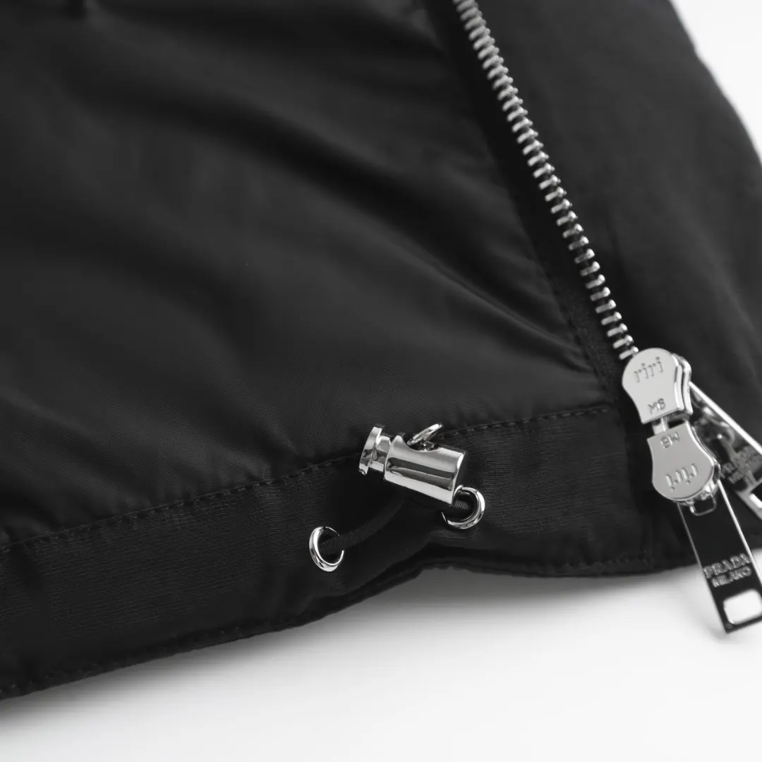 Logo-Appliquéd Quilted Down Jacket D24020352 — view 9