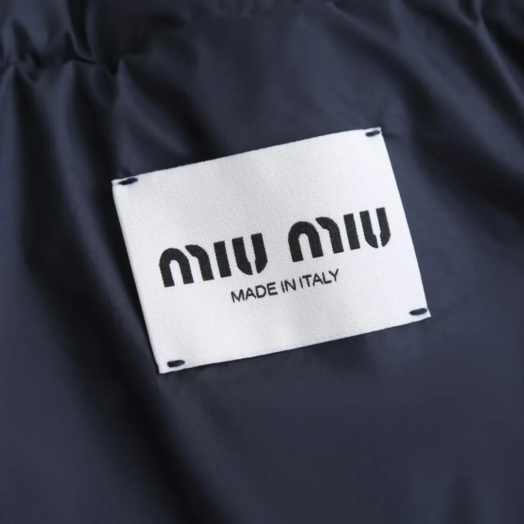Logo-Patch Down-Filled Puffer Jacket D24020356 — view 9