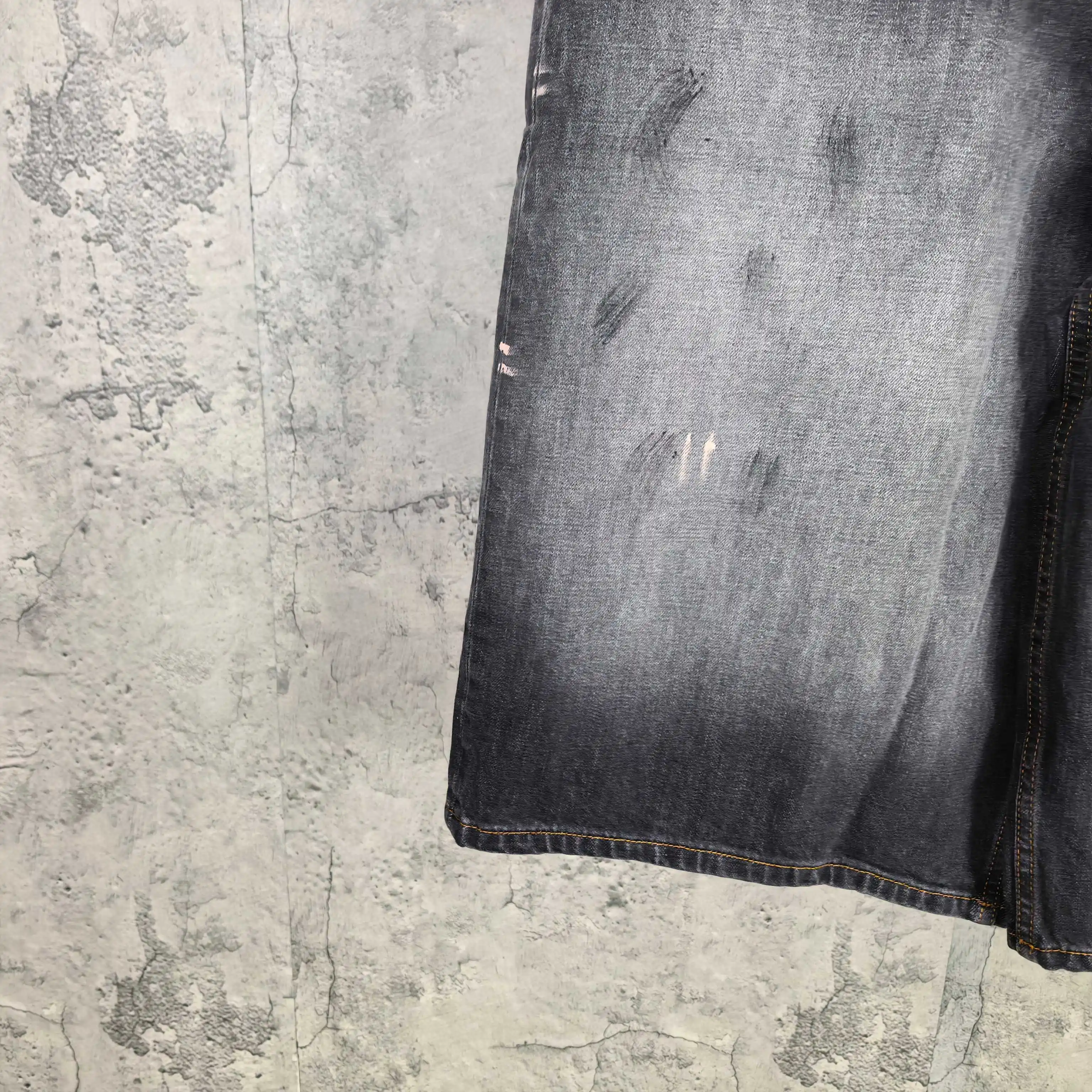 1981 Distressed Paint-Splatter Cropped Jeans D24523240 — view 10
