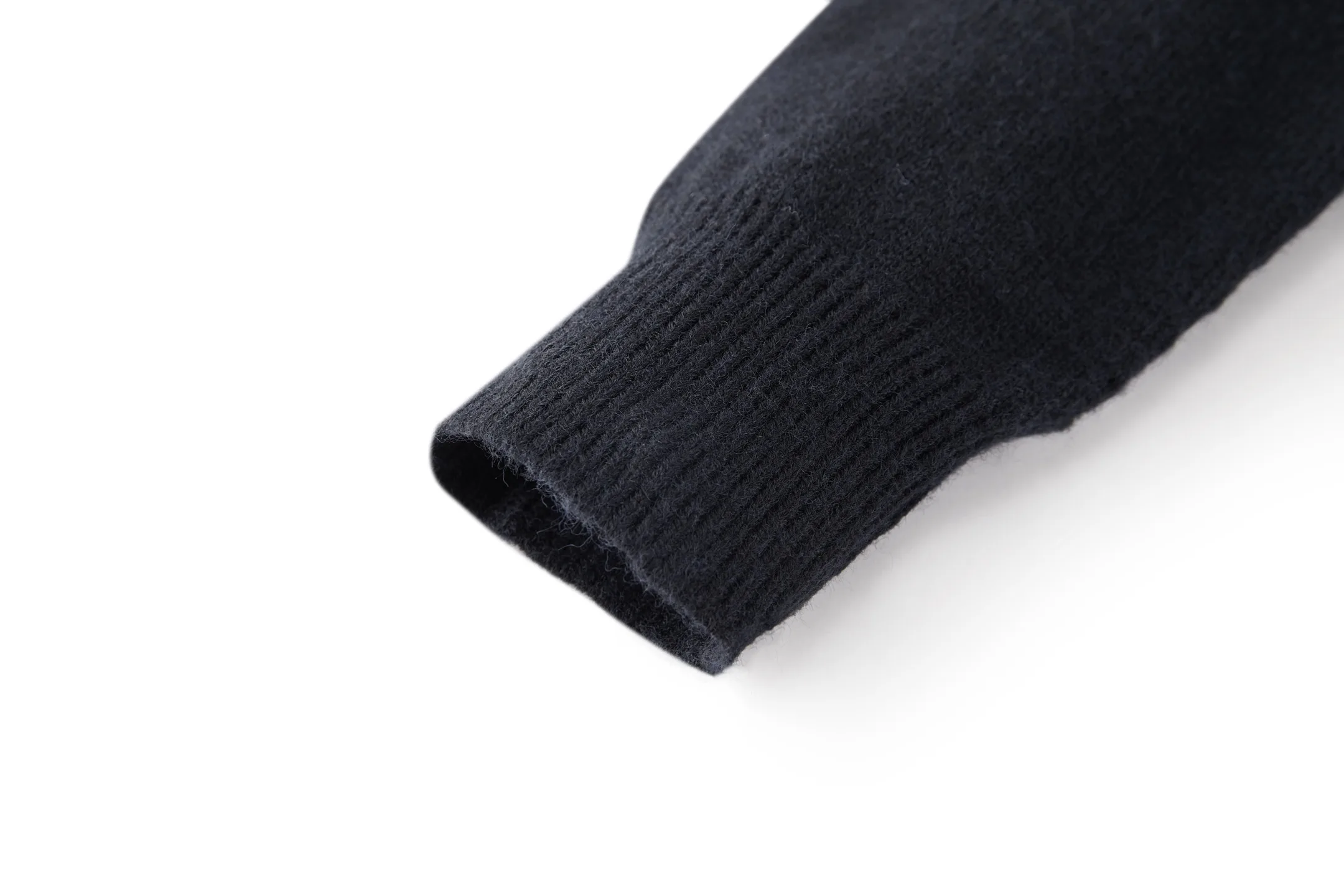 EKD Logo Cashmere-Blend Crew-Neck Sweater D24521059 — view 5