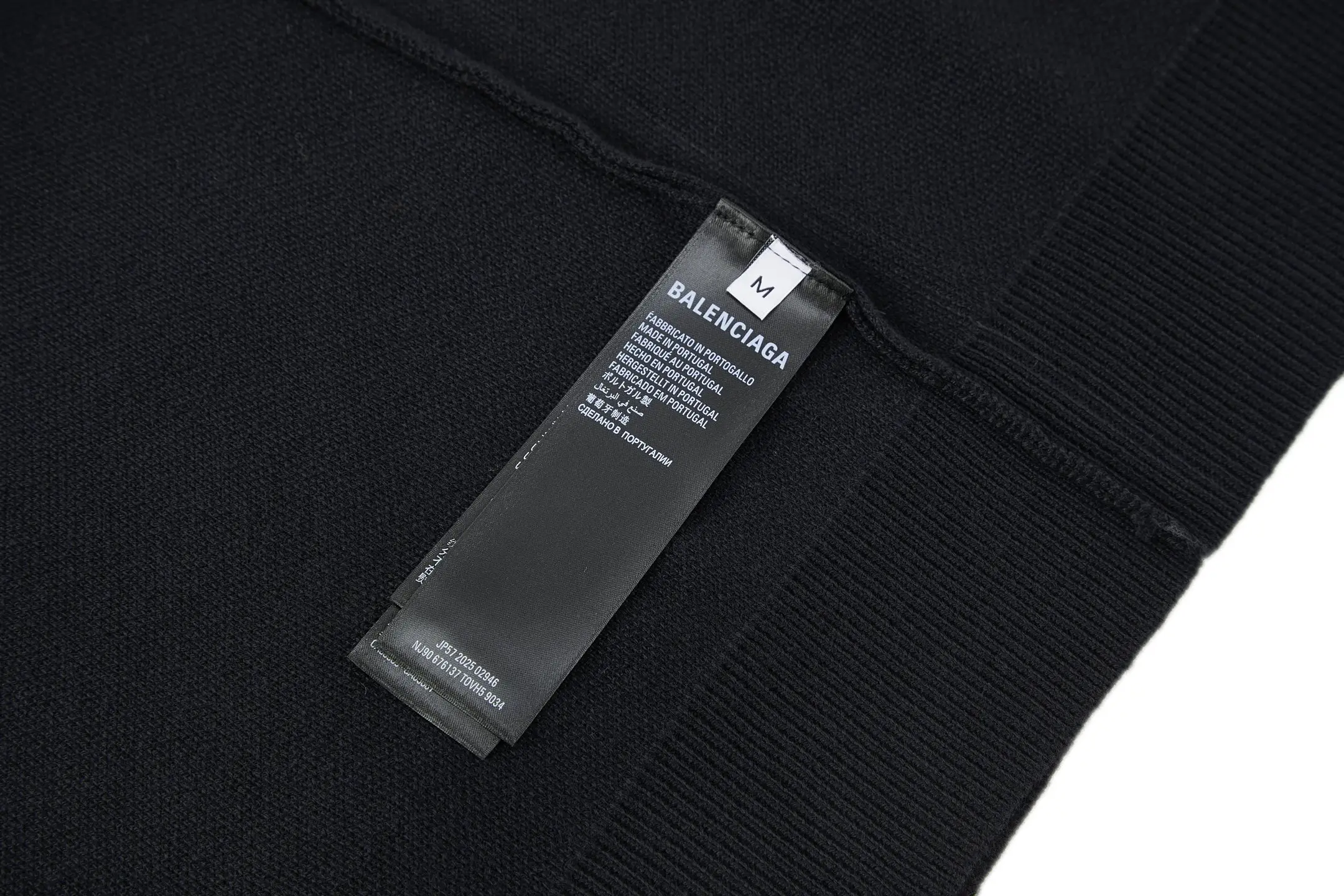 Logo-Plaque Wool-Blend Crew-Neck Sweater D24521183 — view 9