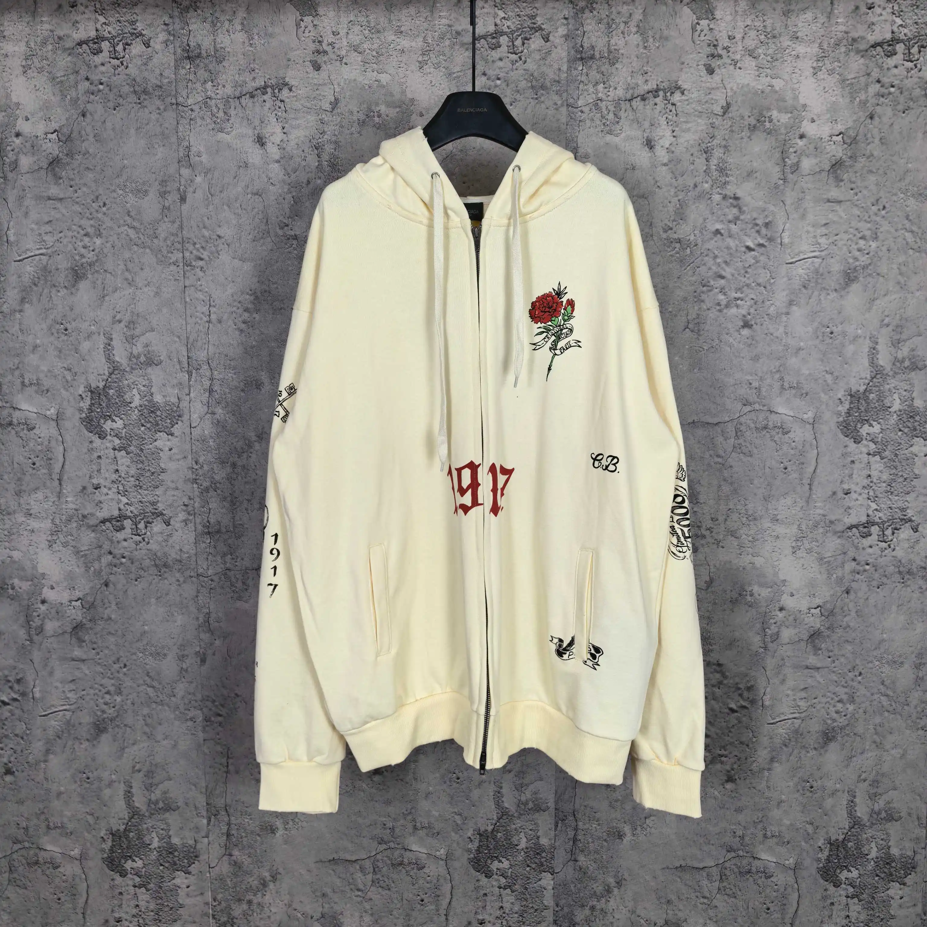 Tattoo Logo Print Zip-Up Hoodie D24523162