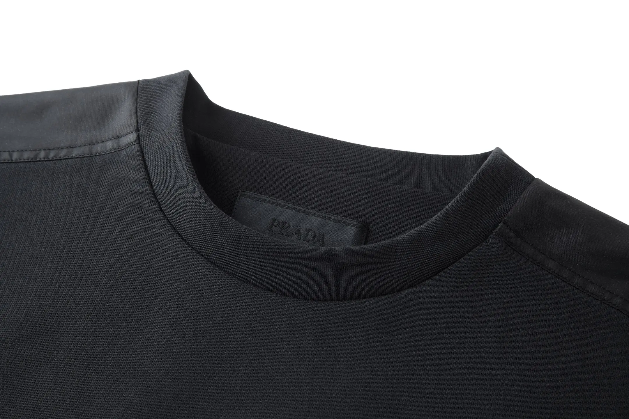 Oversized Re-Nylon Detail Crew-Neck Sweatshirt D24521072 — view 3