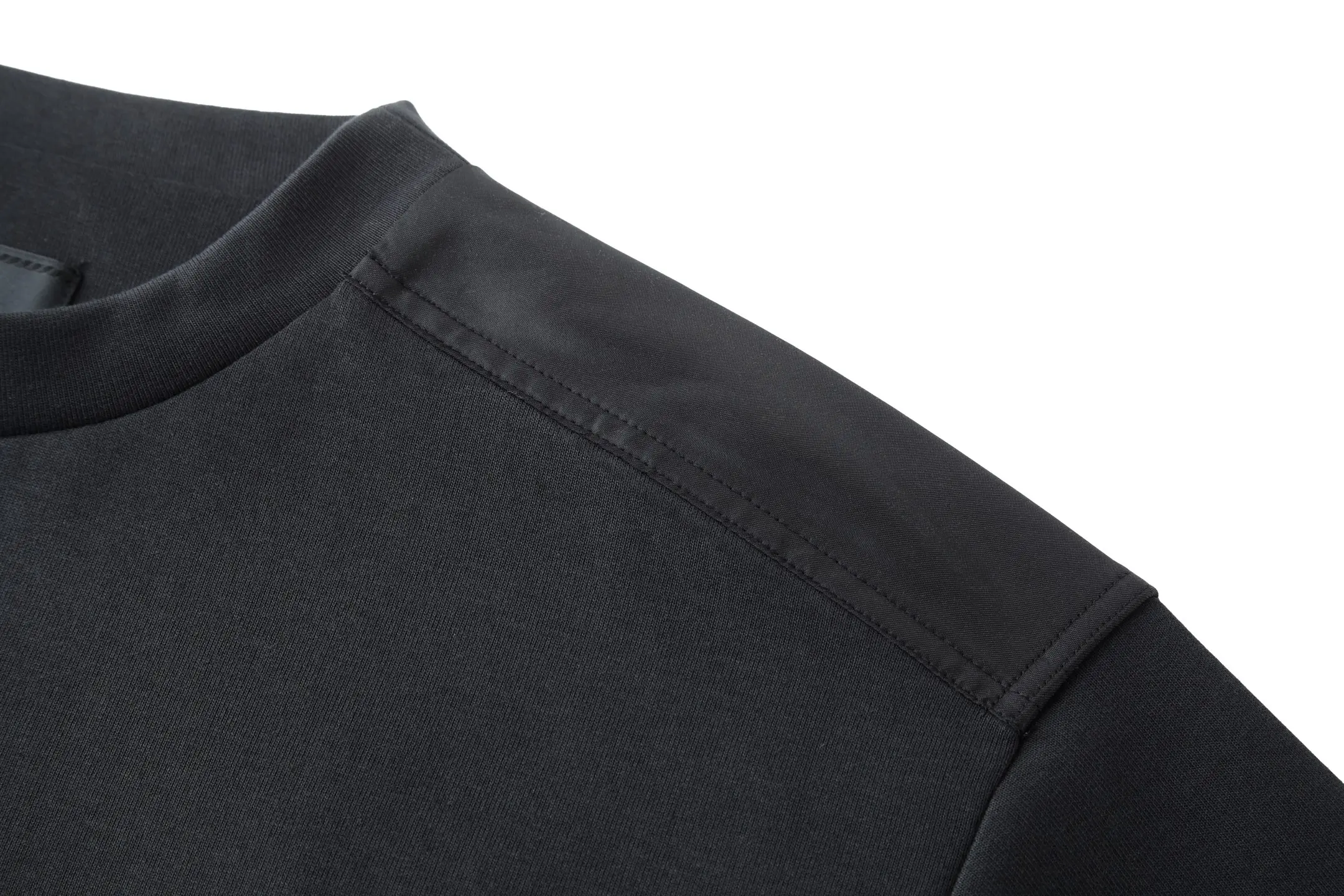Oversized Re-Nylon Detail Crew-Neck Sweatshirt D24521072 — view 4