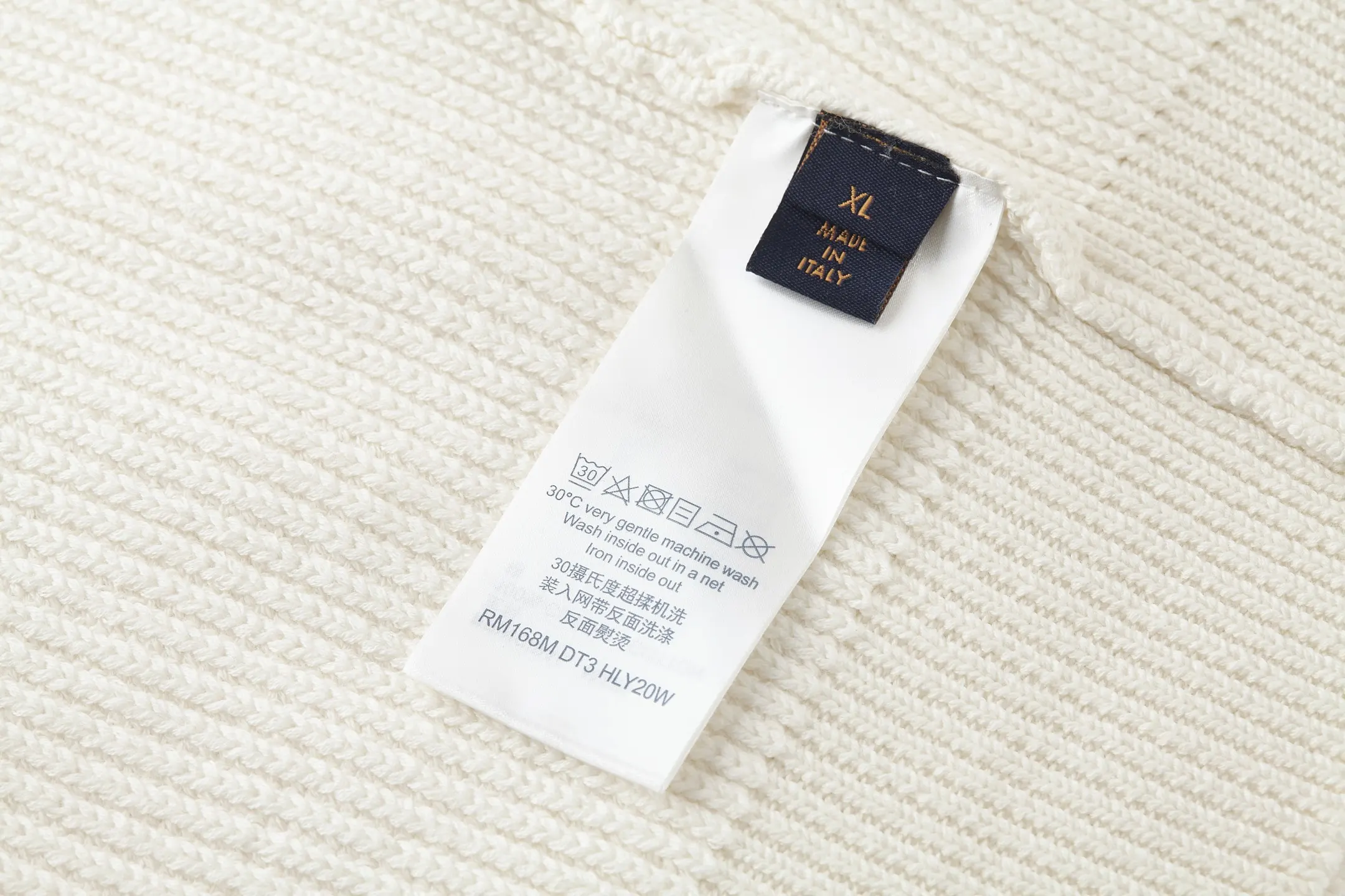 Logo-Embroidered Ribbed Cashmere-Blend Sweater D25021192 — view 9