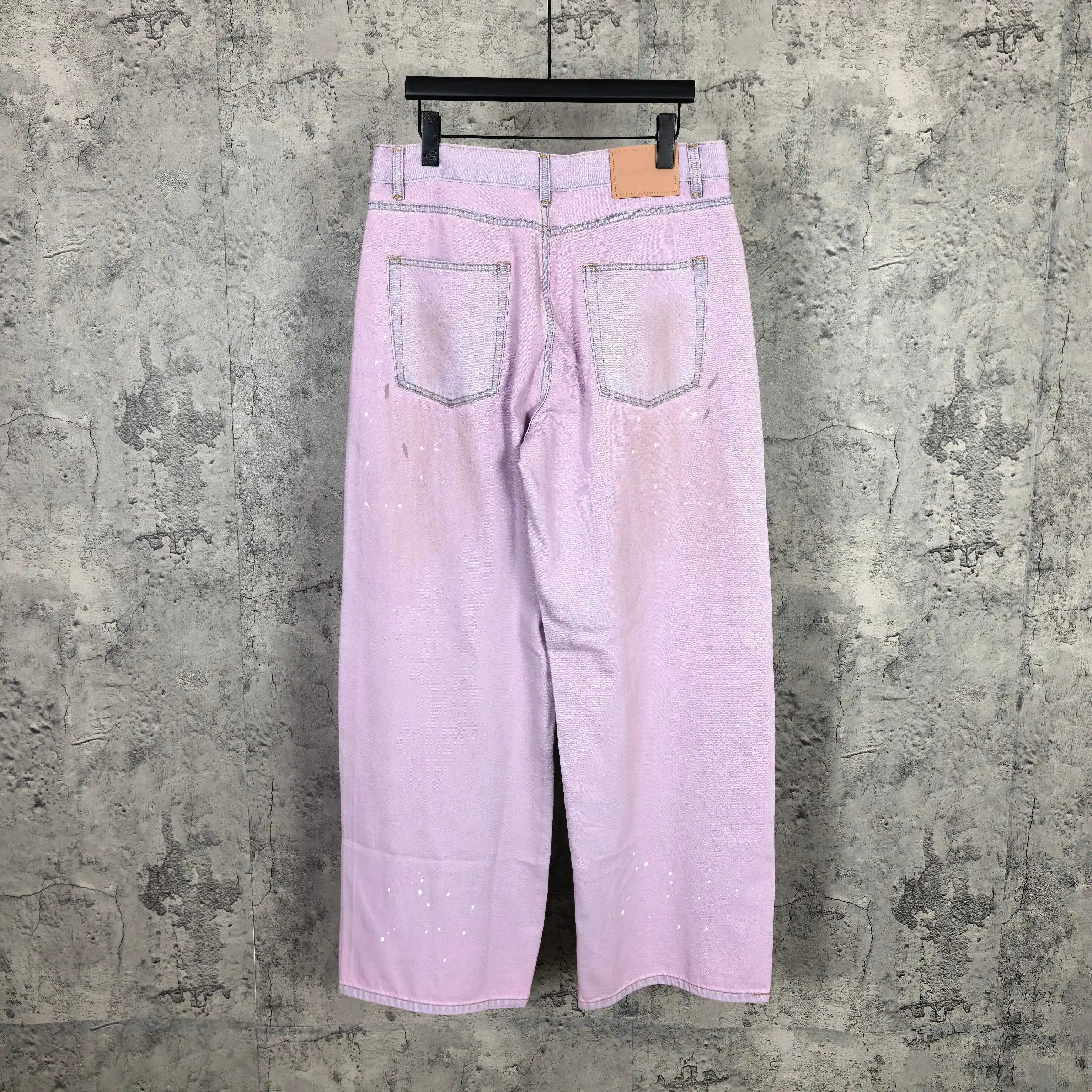 1981 Loose-Fit Splatter-Effect Jeans D25023282 — view 2