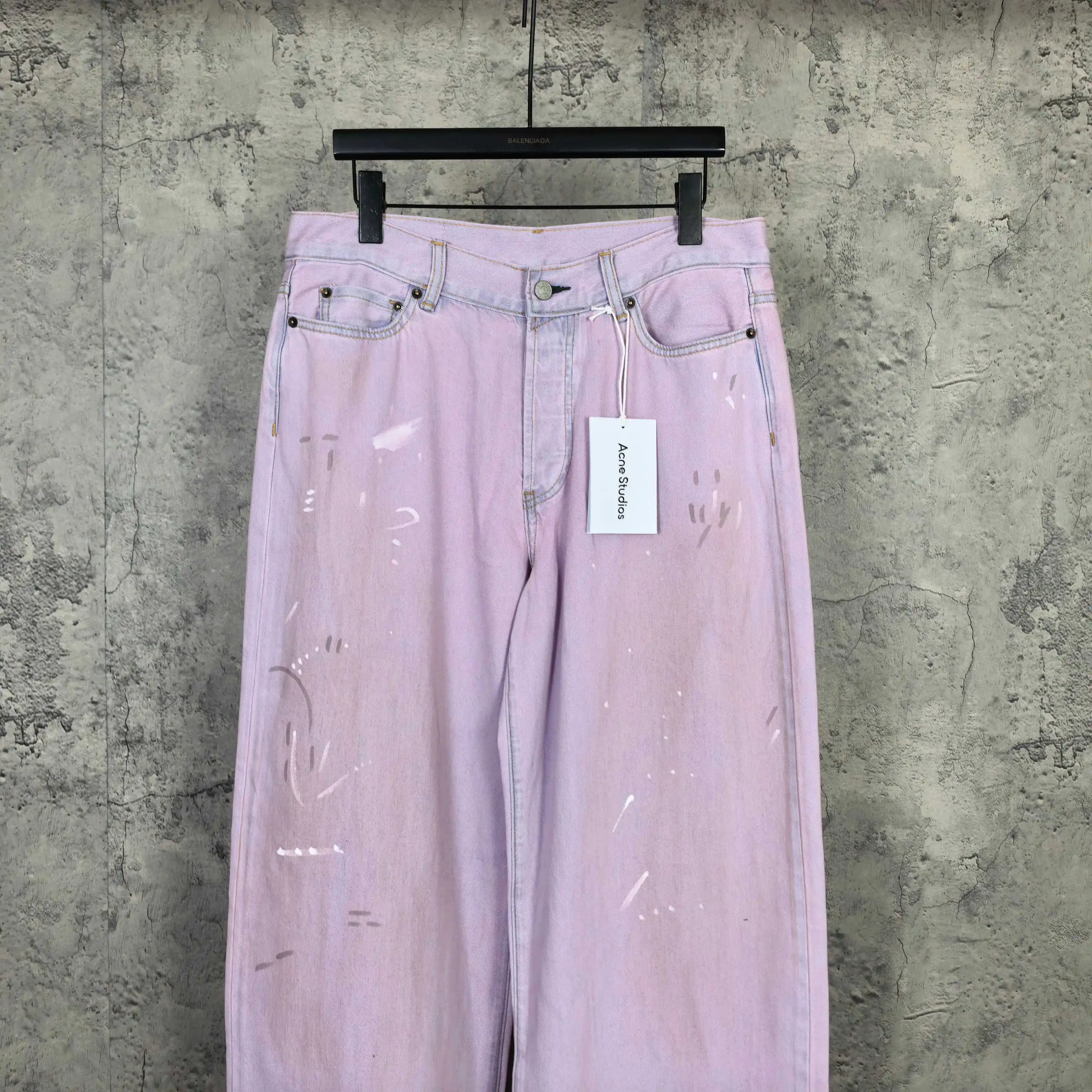 1981 Loose-Fit Splatter-Effect Jeans D25023282 — view 3