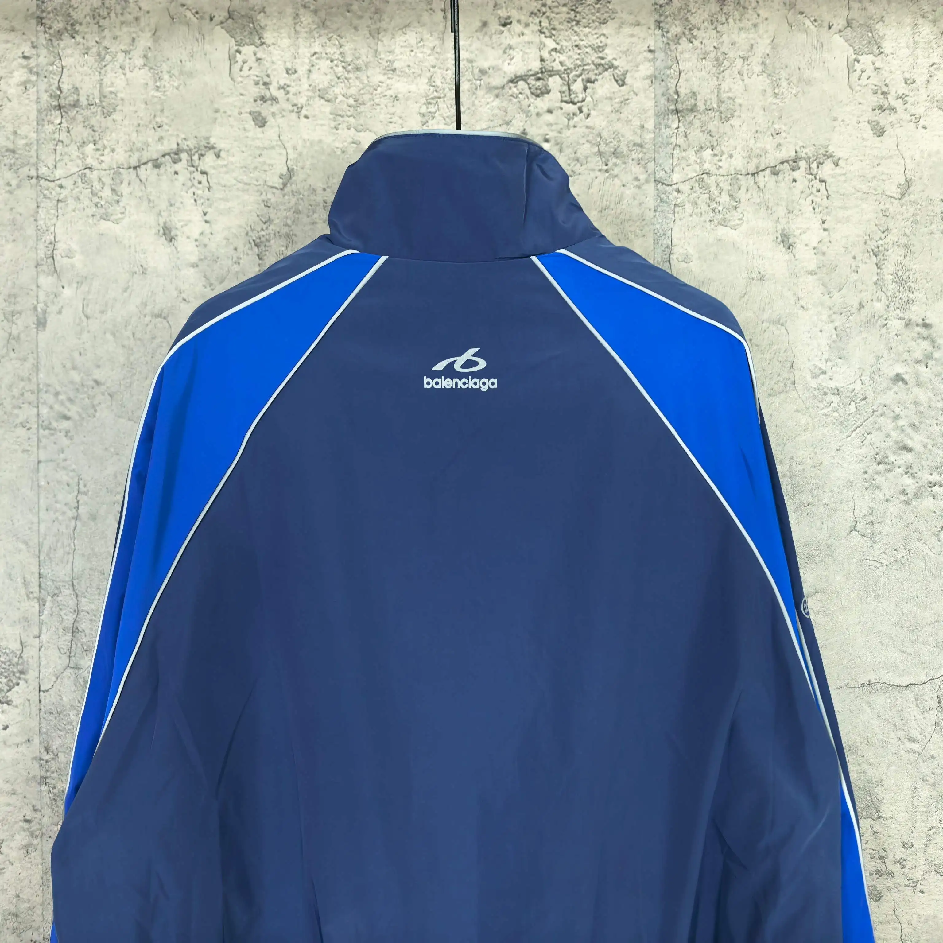 Logo-Print Reflective Track Jacket D25023167 — view 6