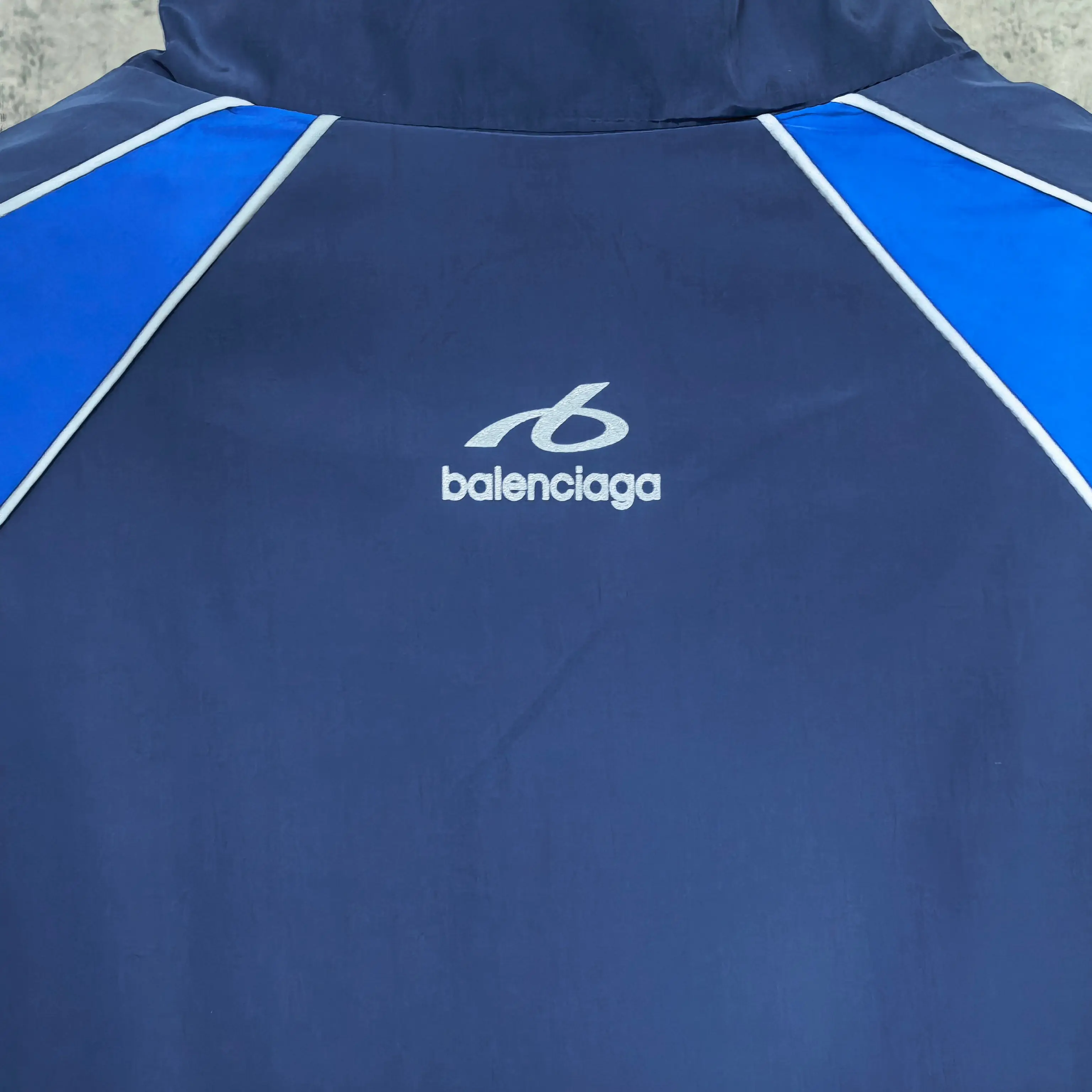 Logo-Print Reflective Track Jacket D25023167 — view 11