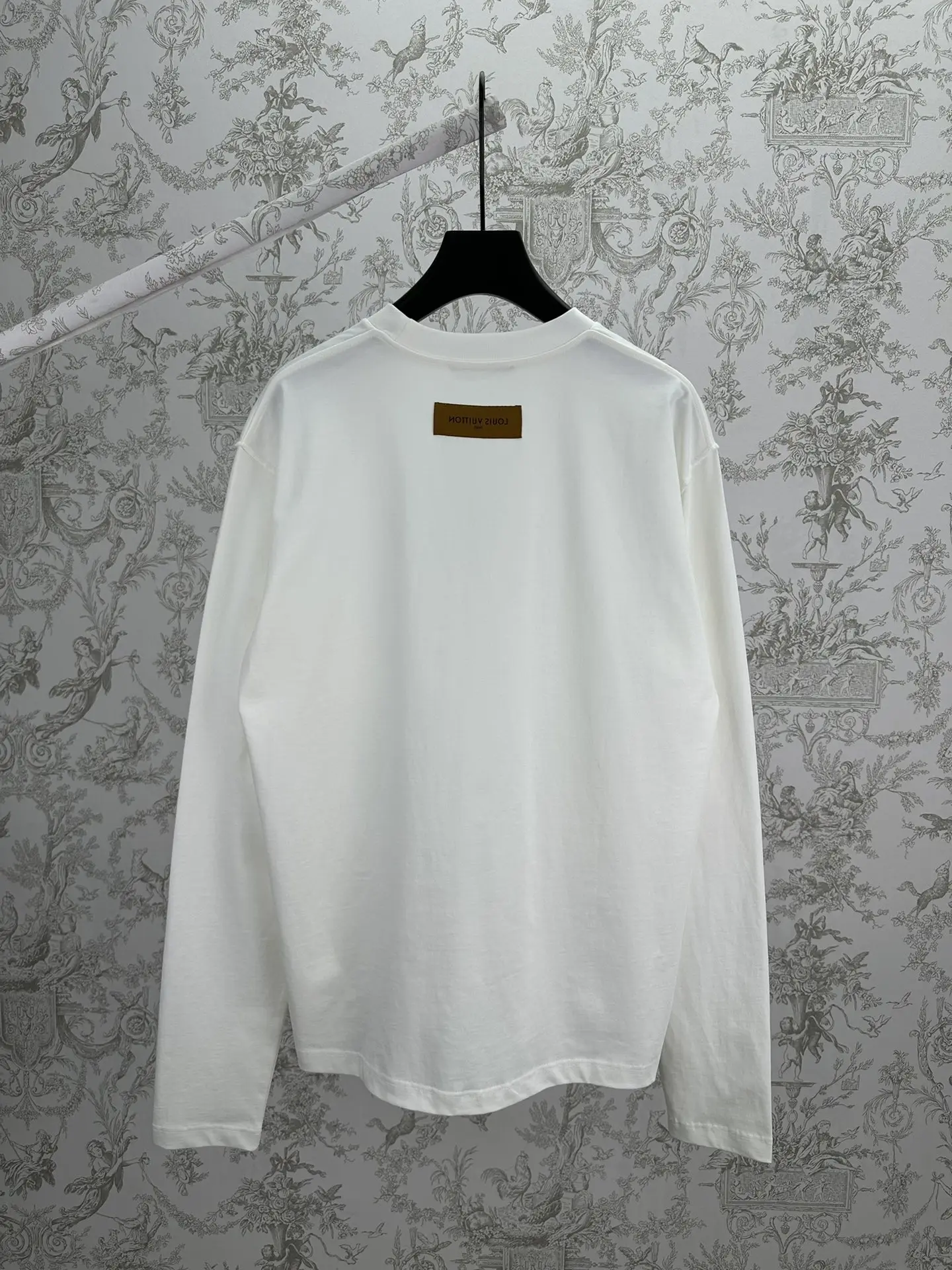 LV Ski Embroidered Long-Sleeve T-Shirt D25513978 — view 2