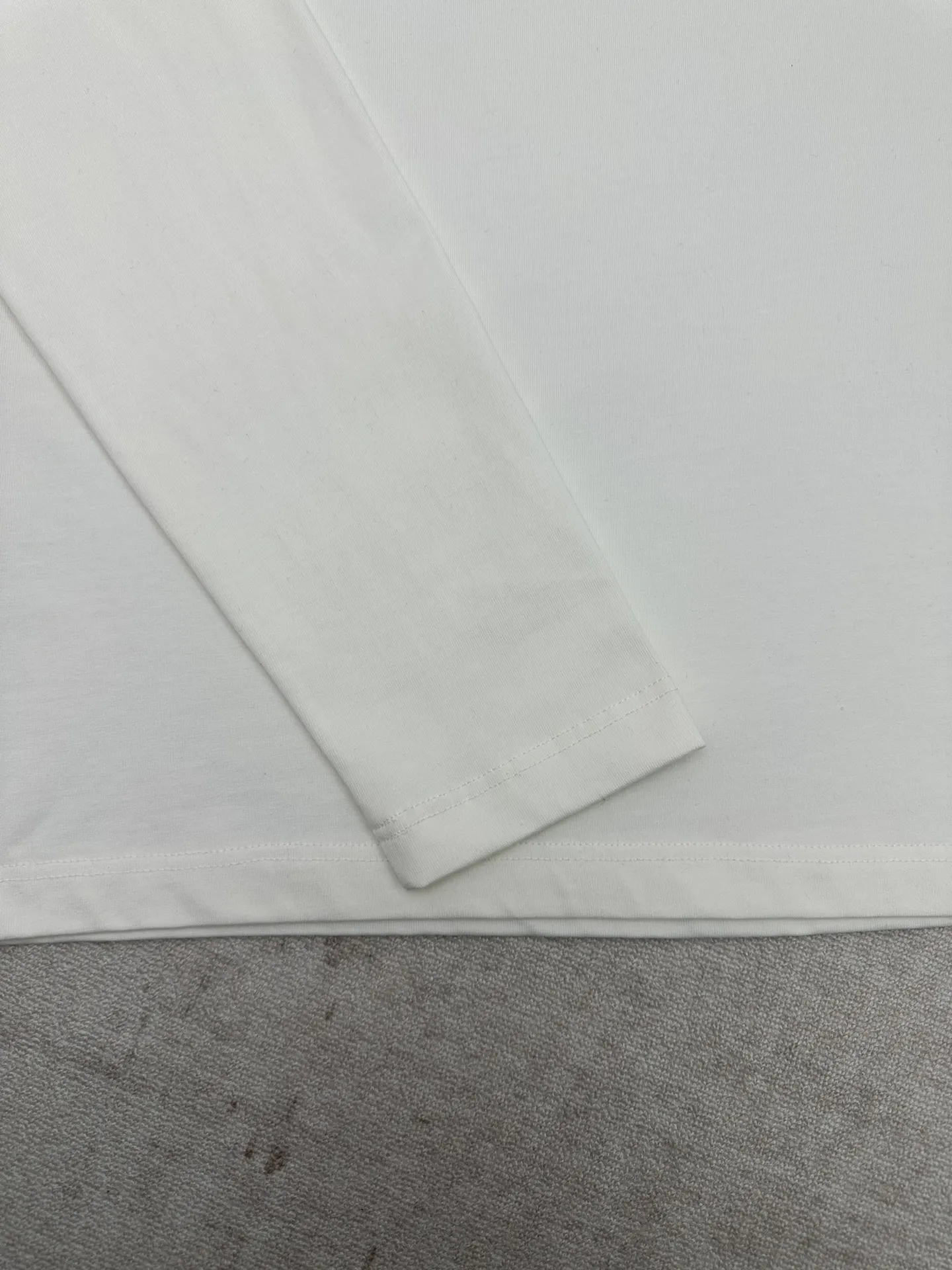 LV Ski Embroidered Long-Sleeve T-Shirt D25513978 — view 5