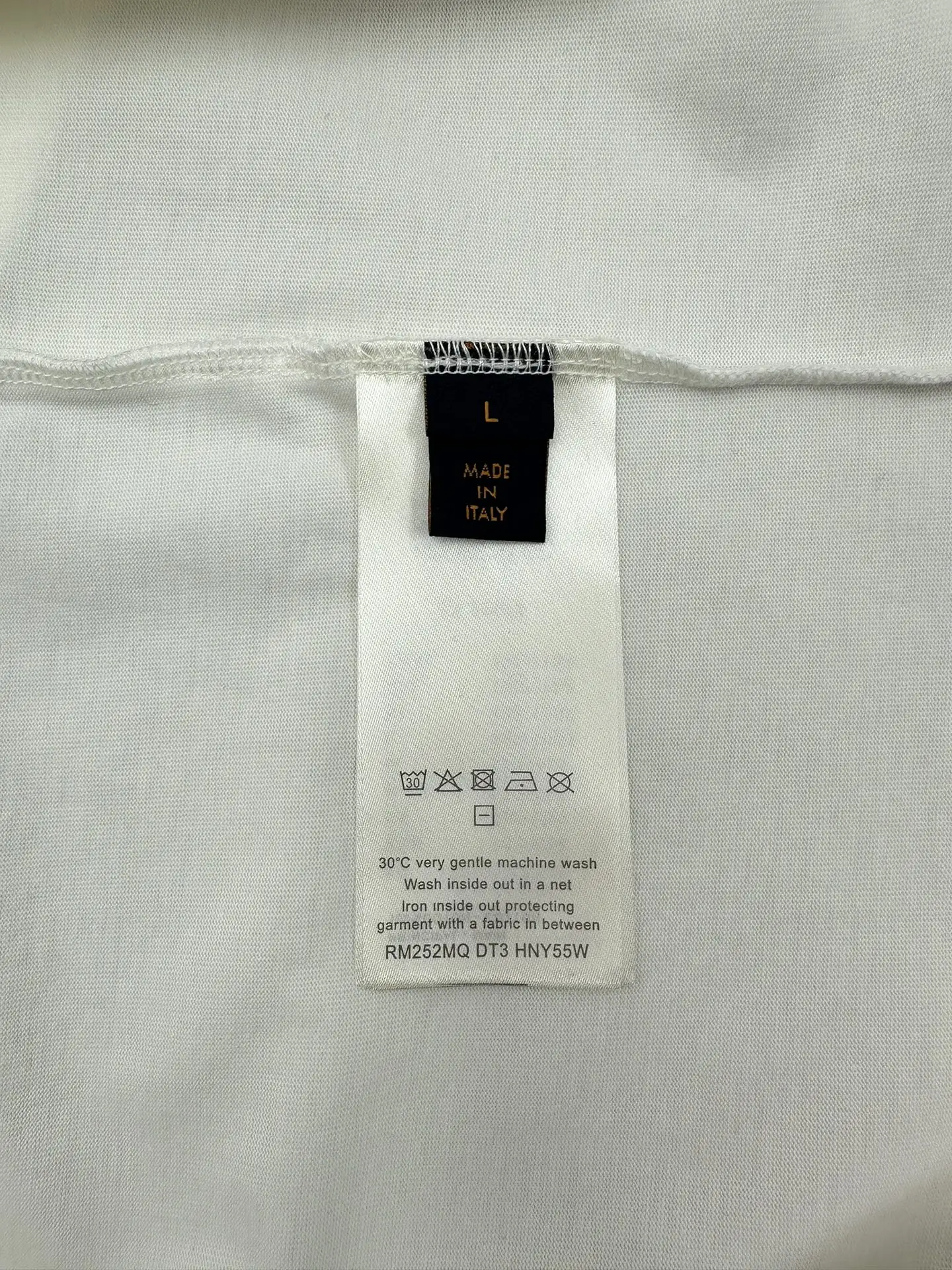 LV Ski Embroidered Long-Sleeve T-Shirt D25513978 — view 8