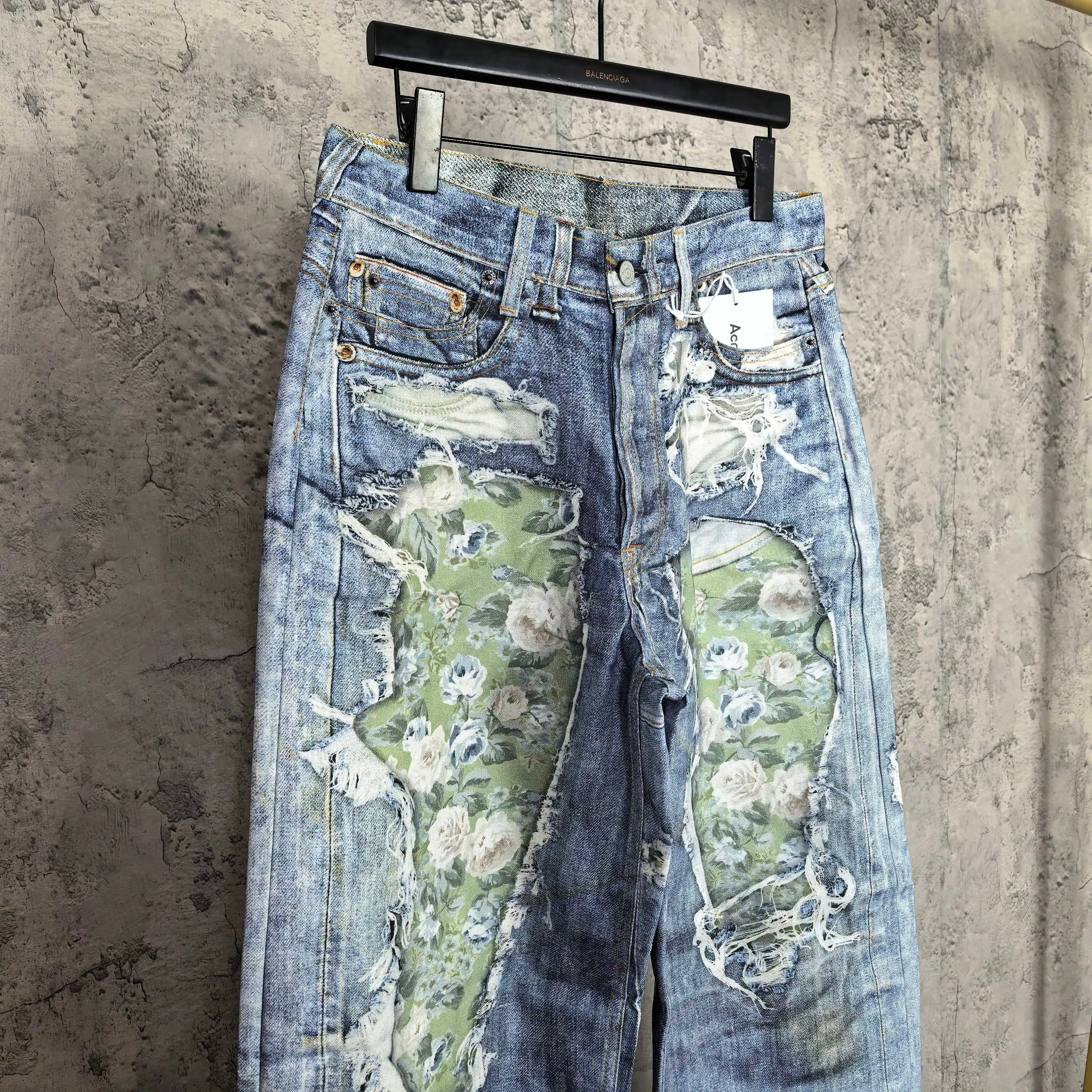 Floral Print Distressed Wide-Leg Jeans D25523263 — view 7