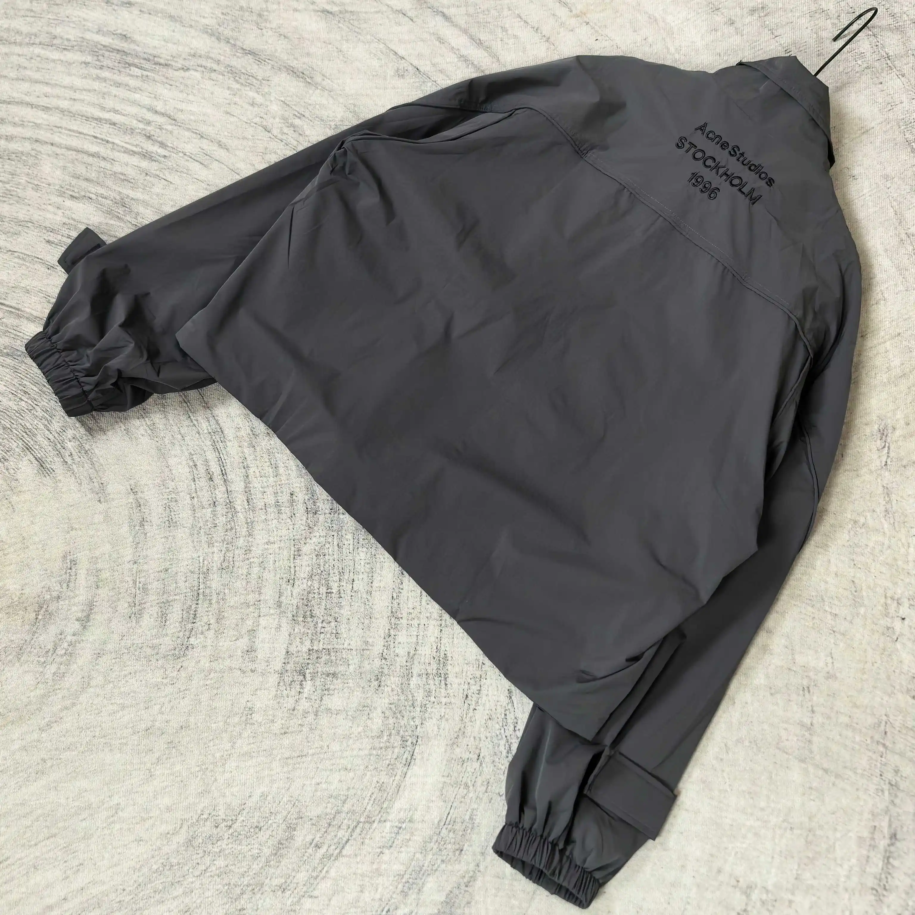 Cropped Zip-Up Jacket with Oversized Collar D25523264 — view 5