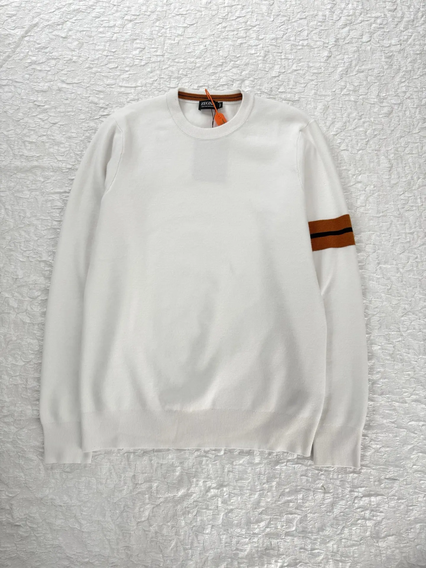Striped Sleeve Crew-Neck Knit Sweater D25519936 — view 3