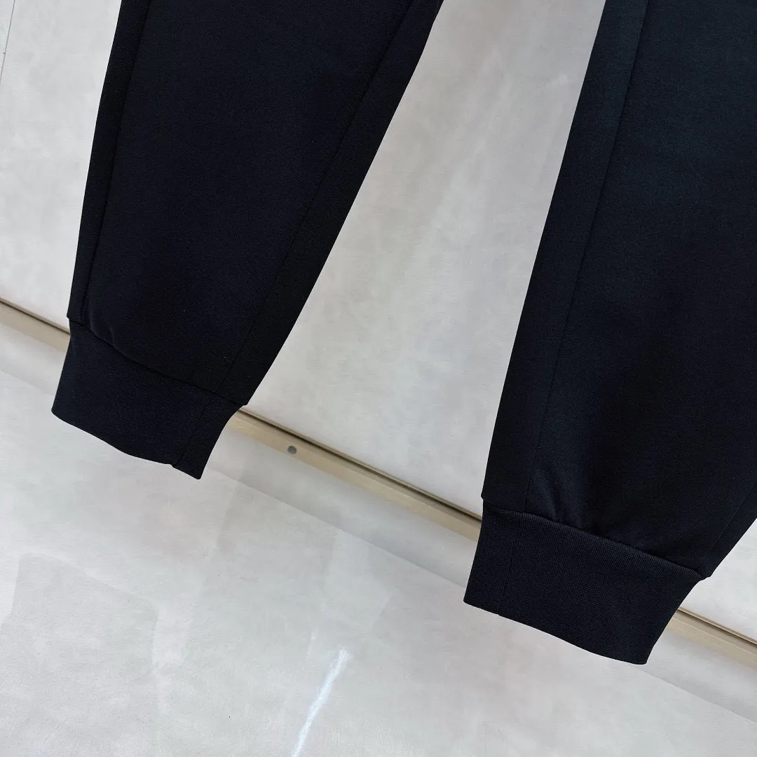 Logo-Embroidered Tapered Sweatpants D26014432 — view 9
