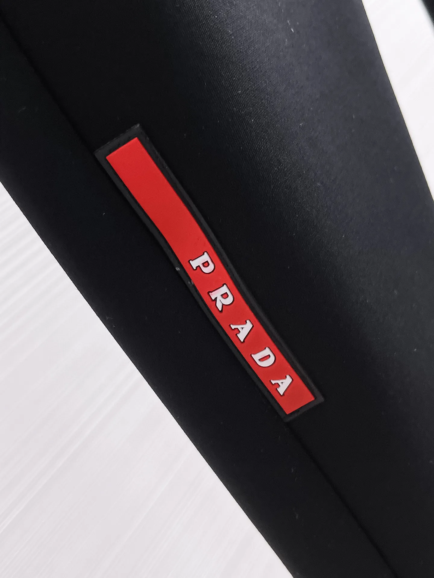Logo-Appliquéd Tapered Sweatpants D26014445 — view 5