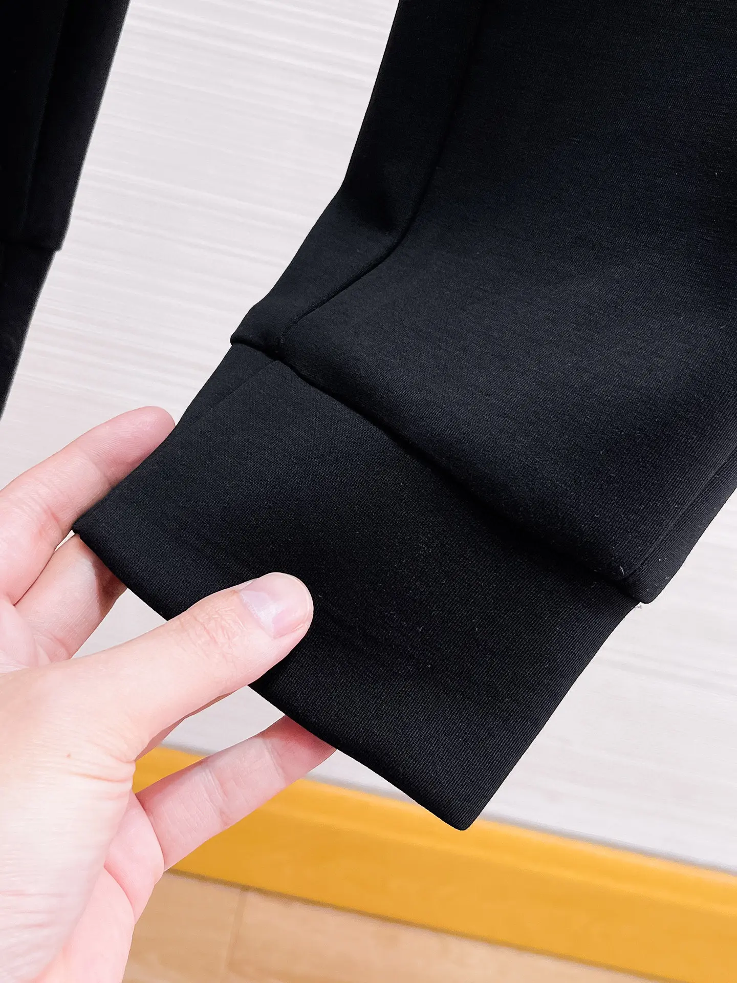 Logo-Appliquéd Tapered Sweatpants D26014445 — view 7