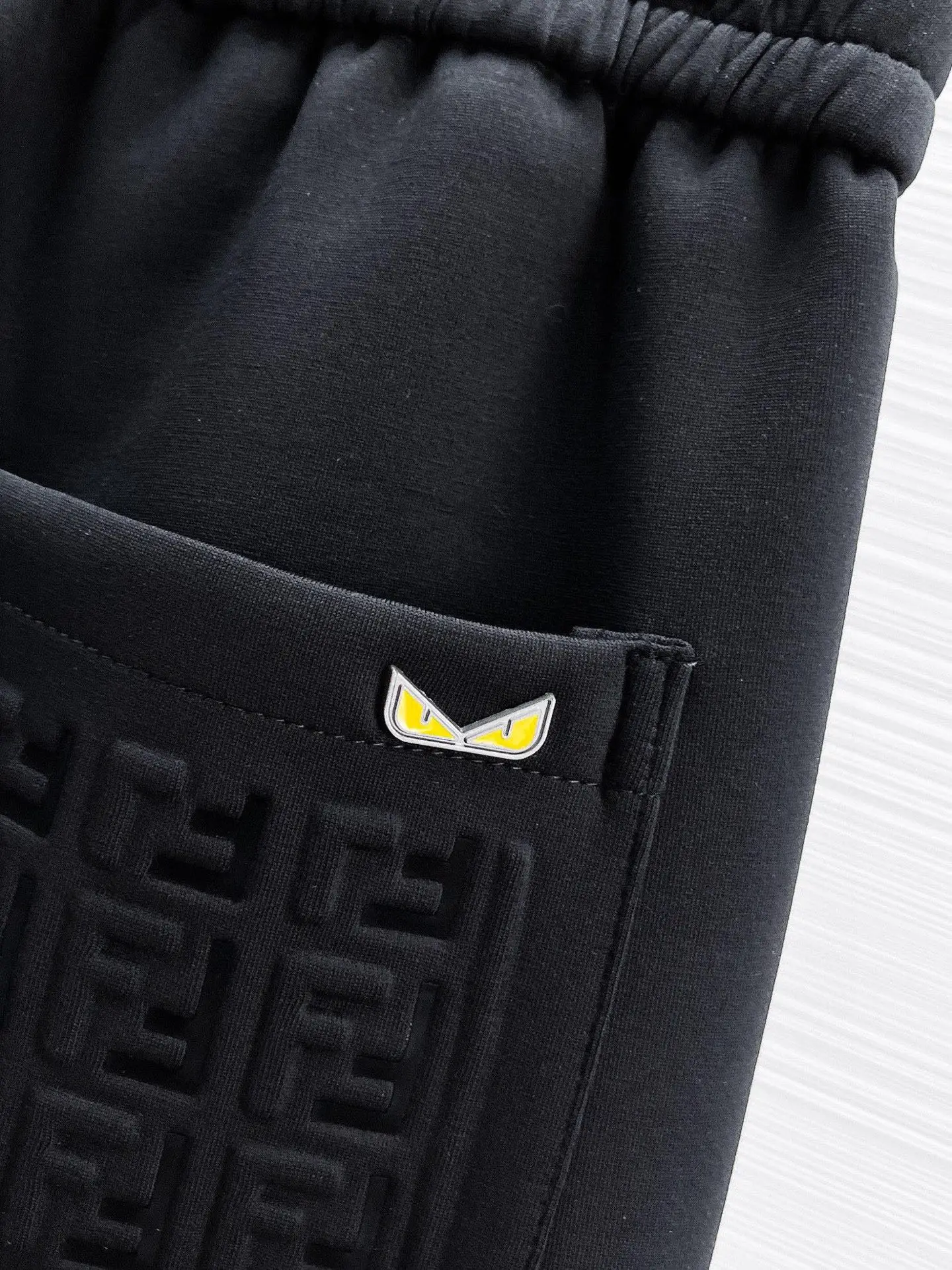 Logo-Embroidered Tapered Sweatpants D26014434 — view 4