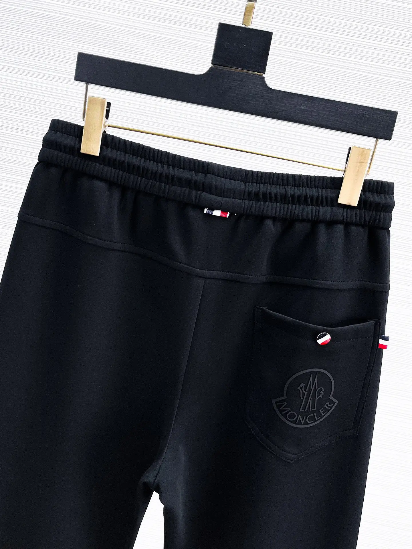 Logo-Appliquéd Tapered Sweatpants D26014440 — view 6