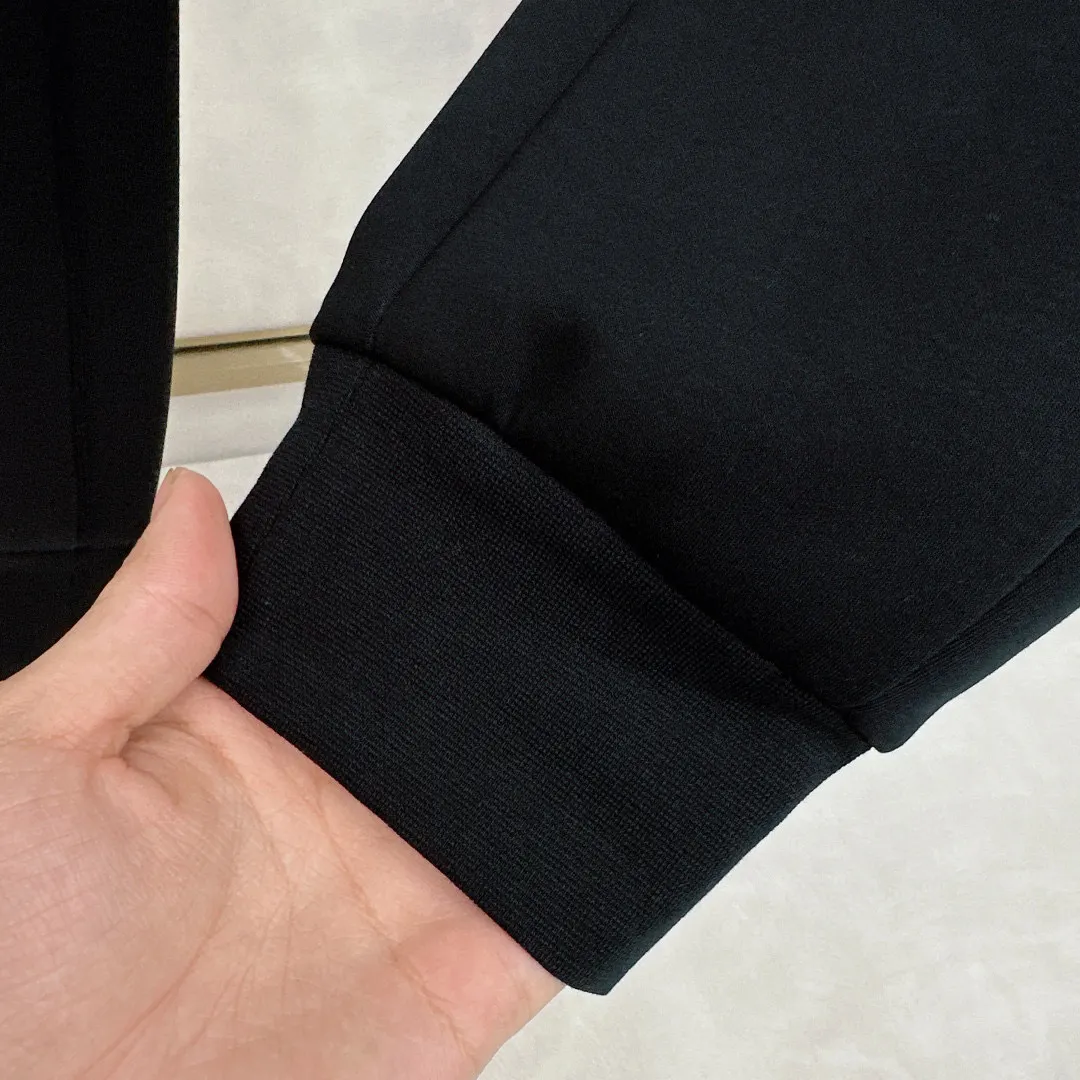 Logo-Print Cotton-Blend Sweatpants D26014433 — view 8