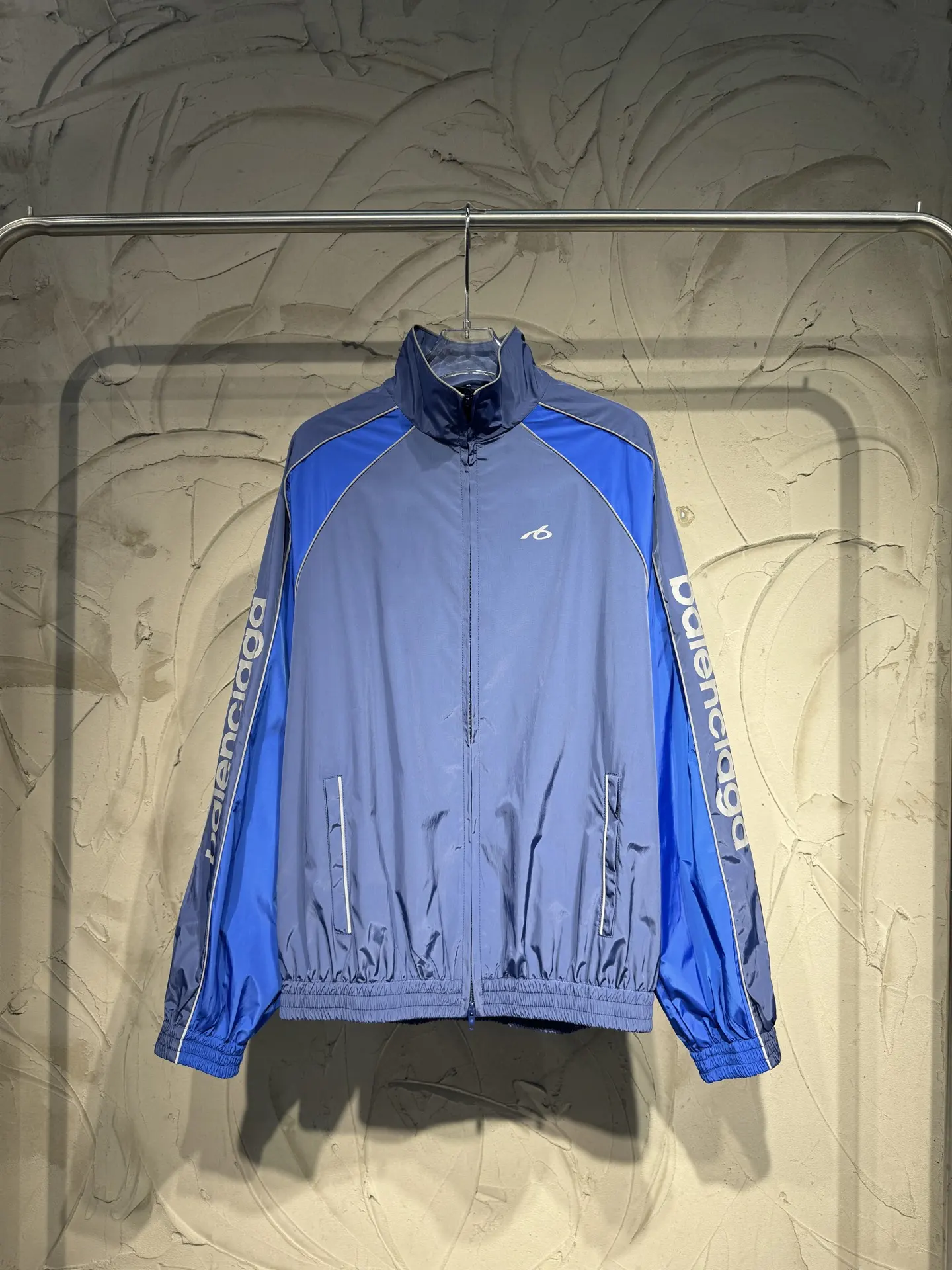 Bodies Reflective Logo Track Jacket D26023035