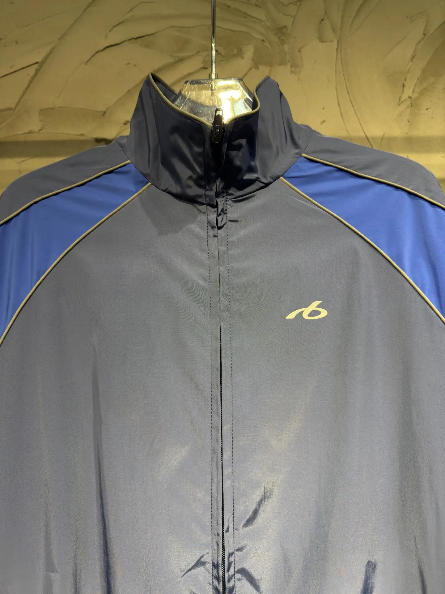 Bodies Reflective Logo Track Jacket D26023035 — view 5