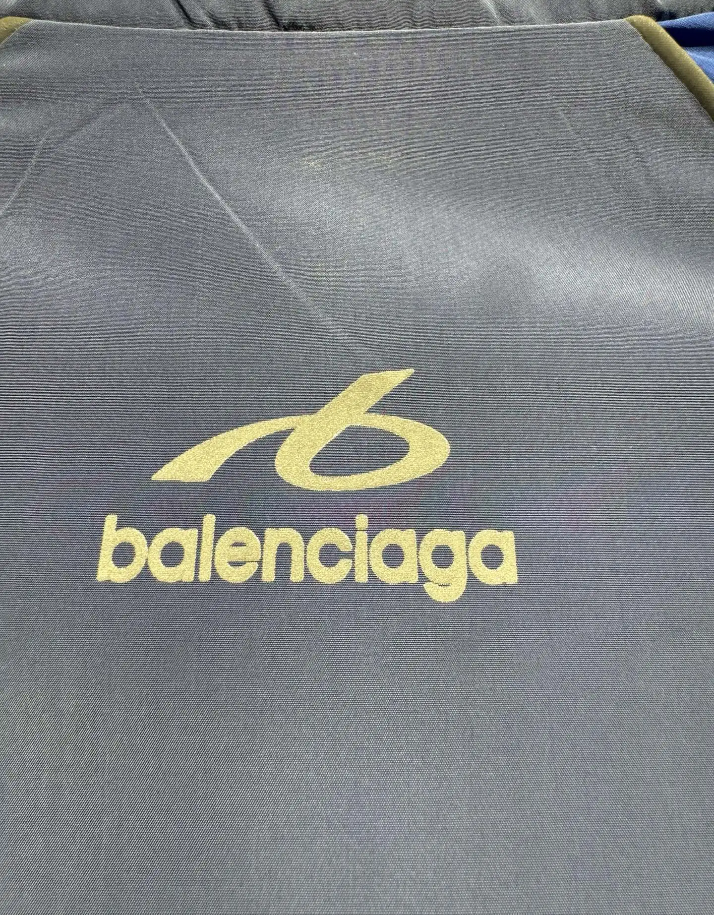 Bodies Reflective Logo Track Jacket D26023035 — view 16
