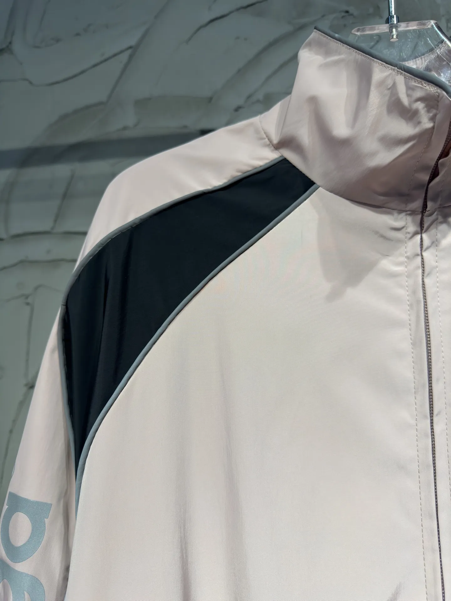 Bodies Reflective Panel Track Jacket D26023034 — view 3