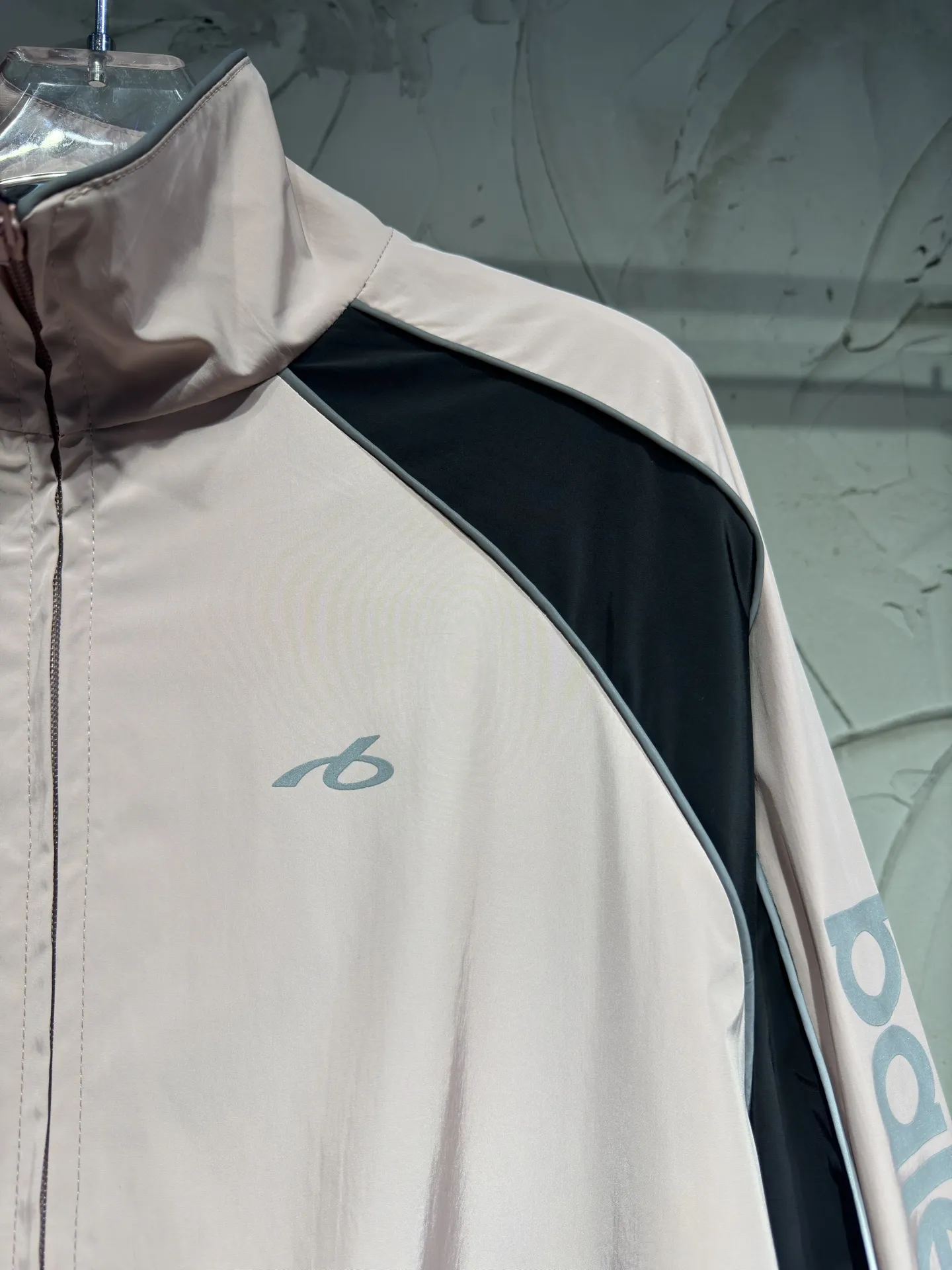 Bodies Reflective Panel Track Jacket D26023034 — view 4