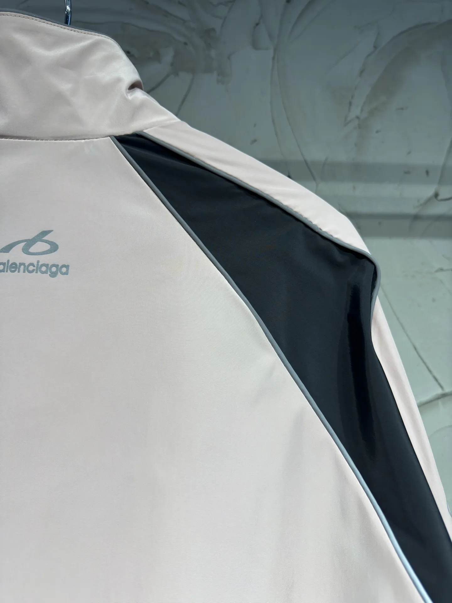 Bodies Reflective Panel Track Jacket D26023034 — view 17