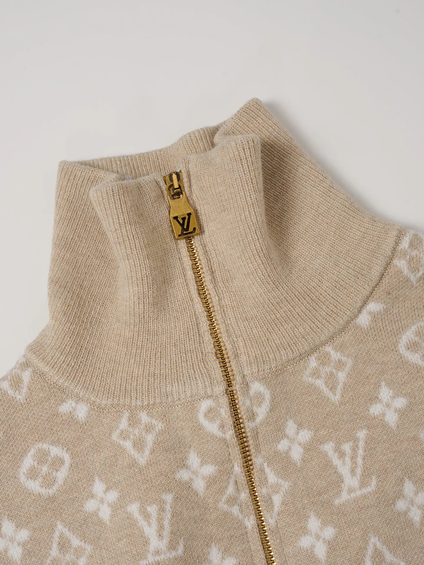 Monogram Jacquard Half-Zip Wool Sweater D26023619 — view 5