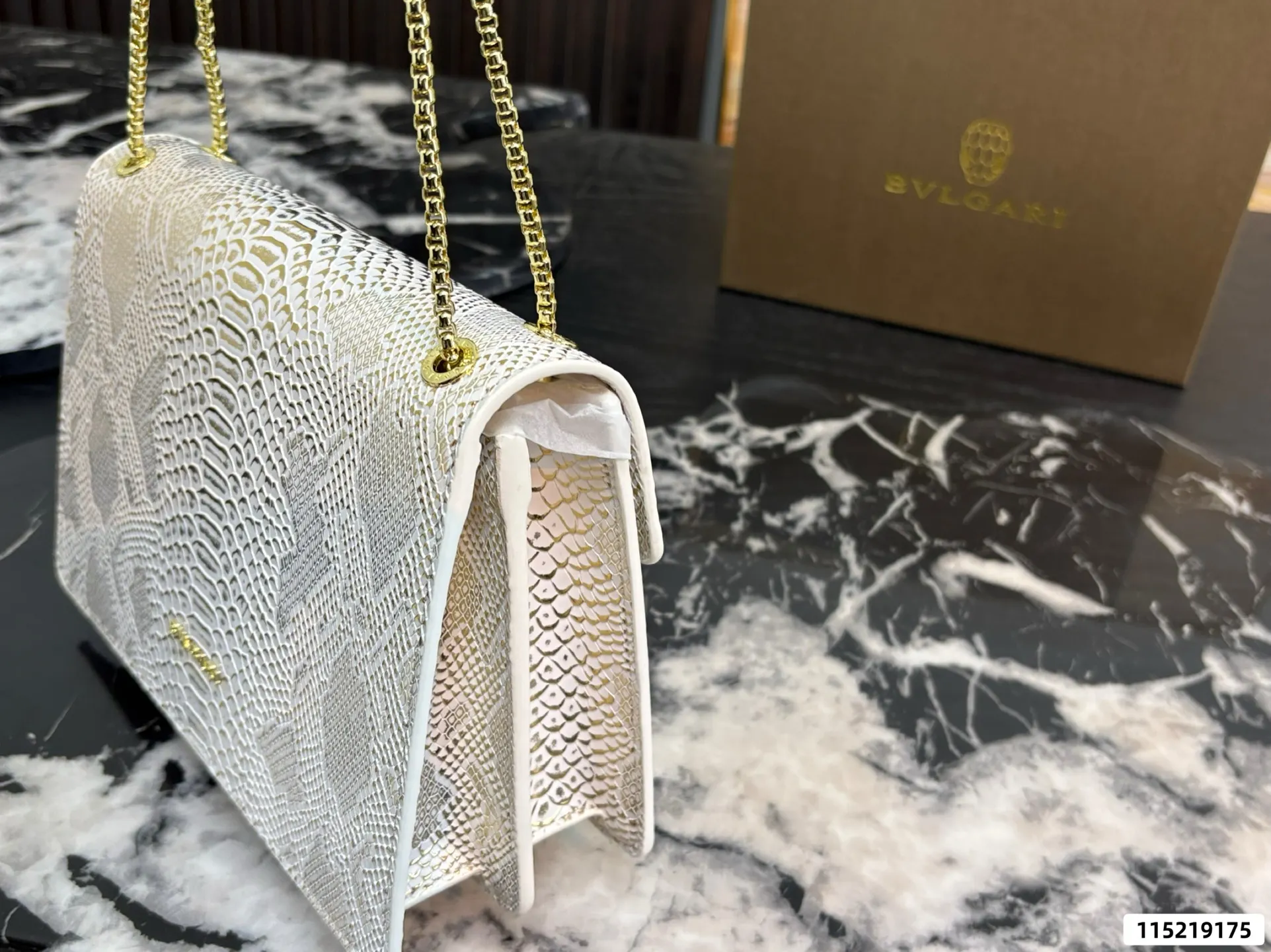 Serpenti Forever Chain Shoulder Bag D26018300 — view 3