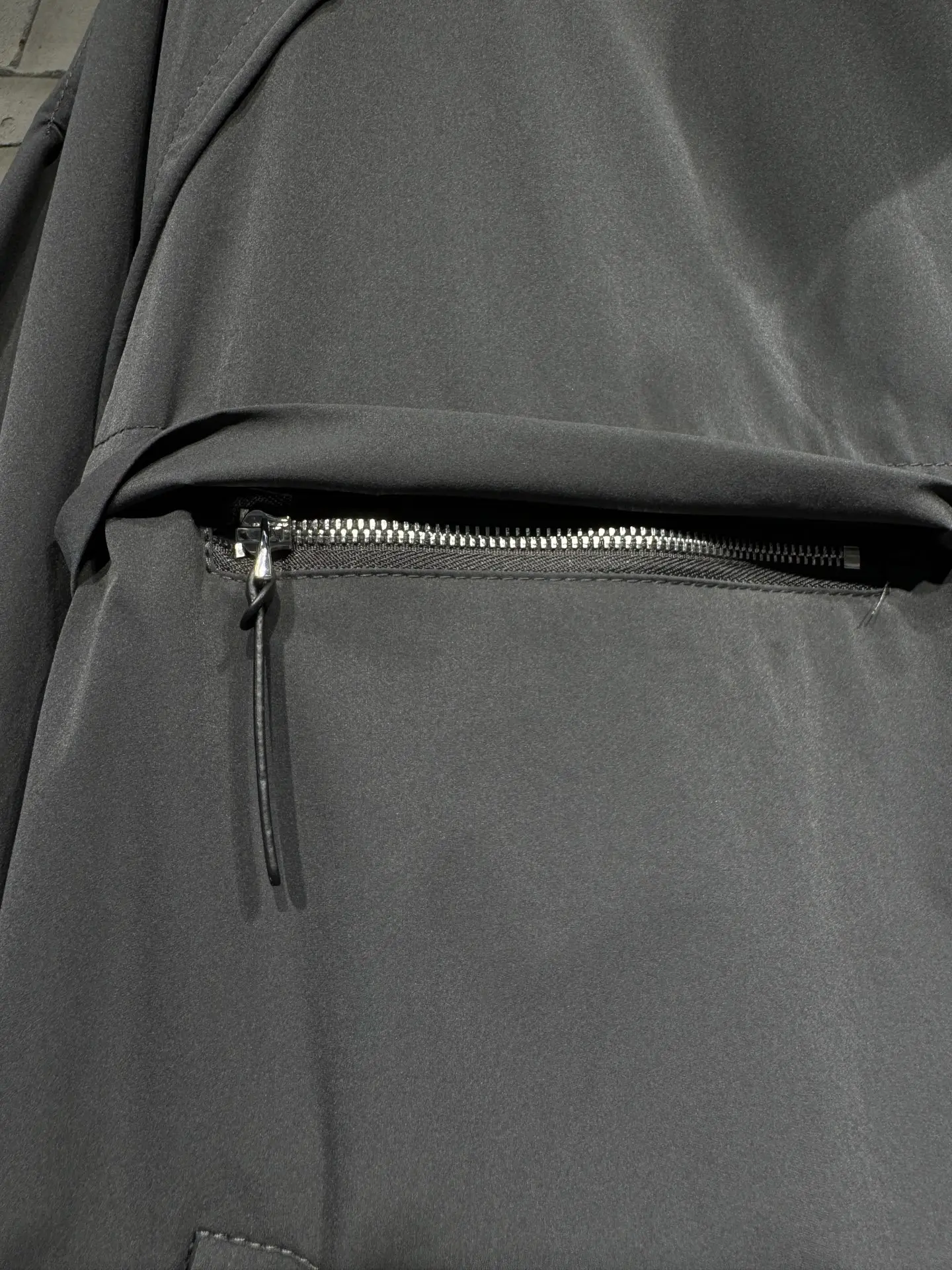 Crinkled Nylon Zip-Up Jacket D26523031 — view 5