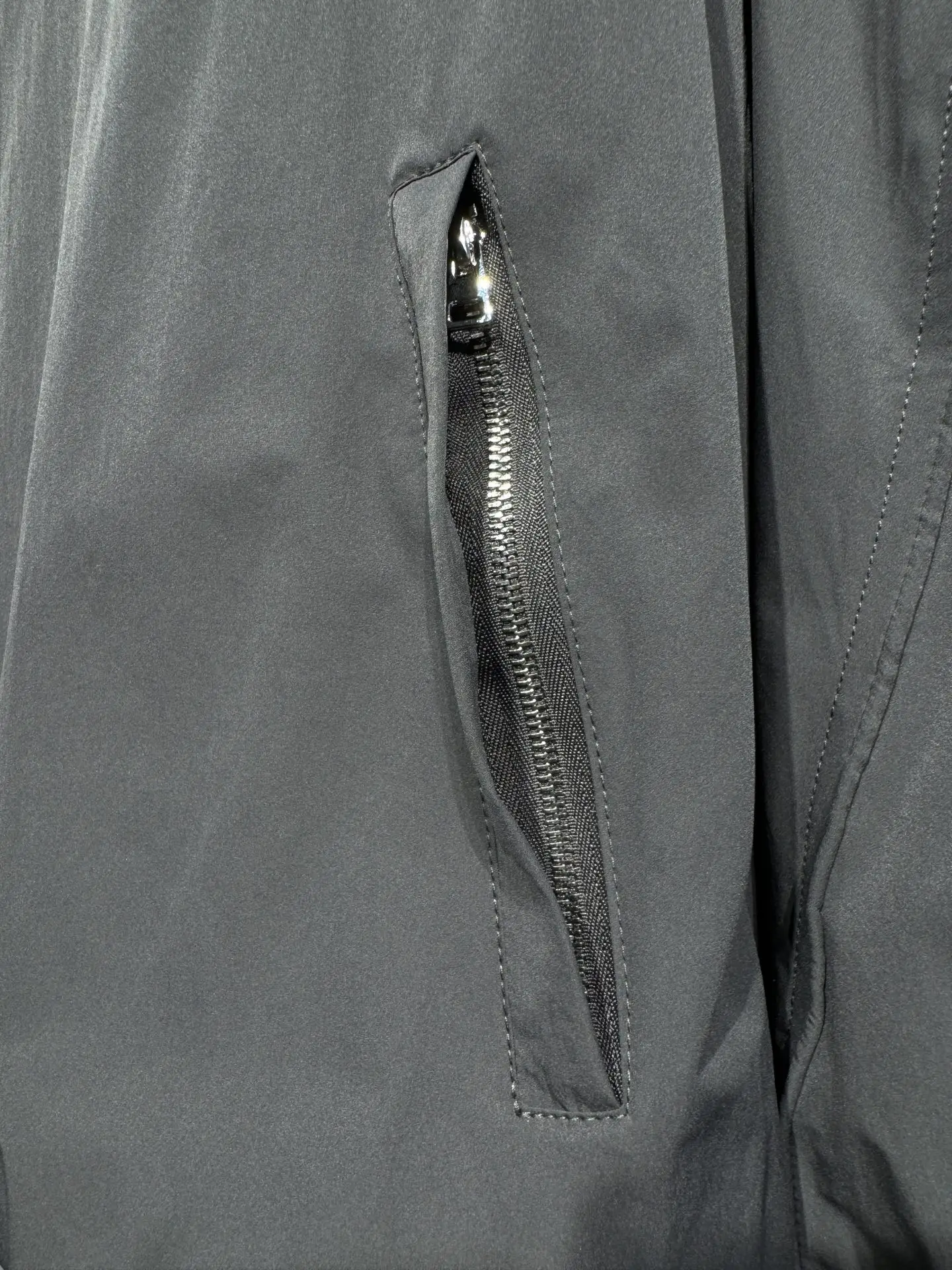 Crinkled Nylon Zip-Up Jacket D26523031 — view 7