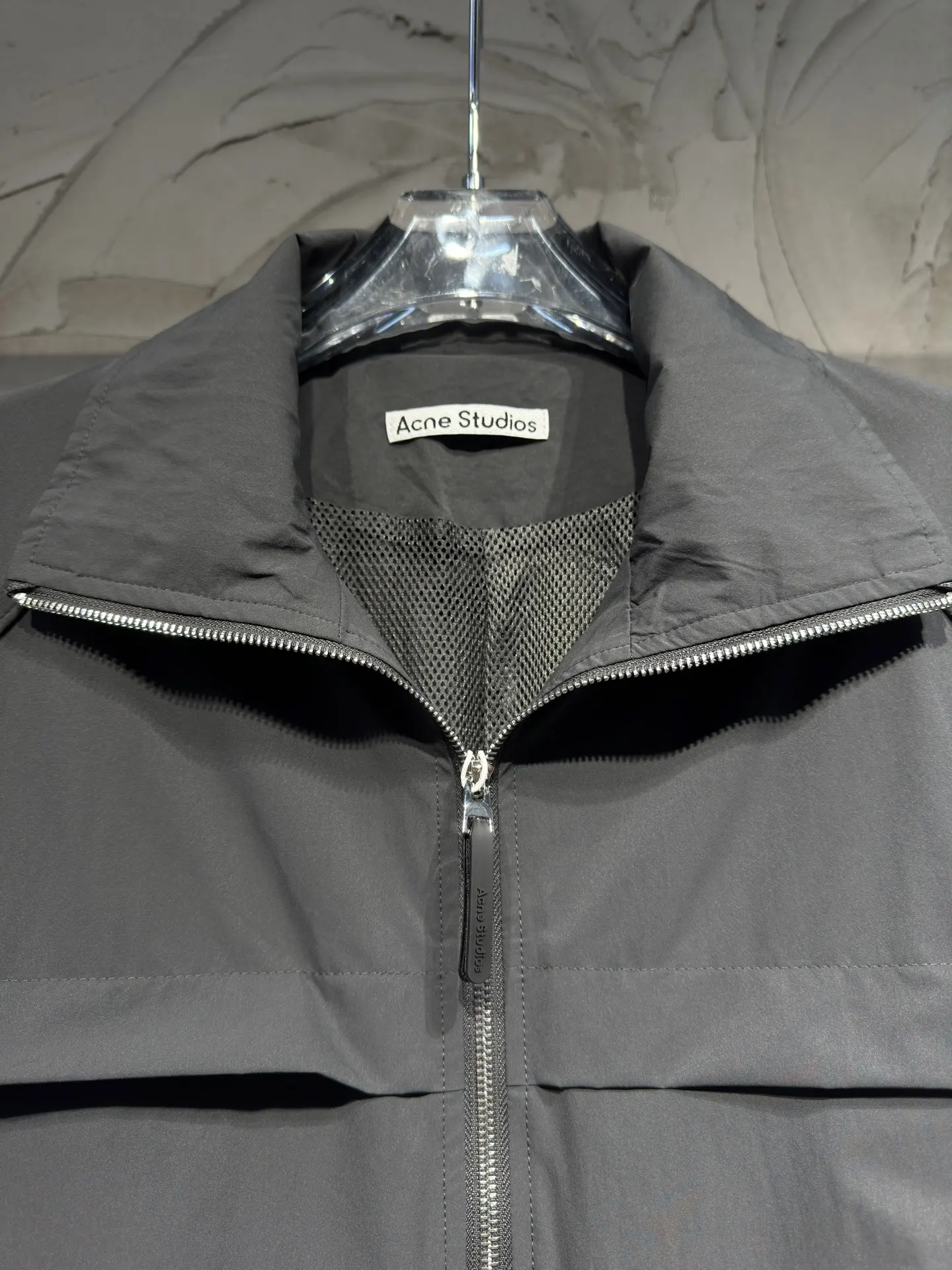 Crinkled Nylon Zip-Up Jacket D26523031 — view 8