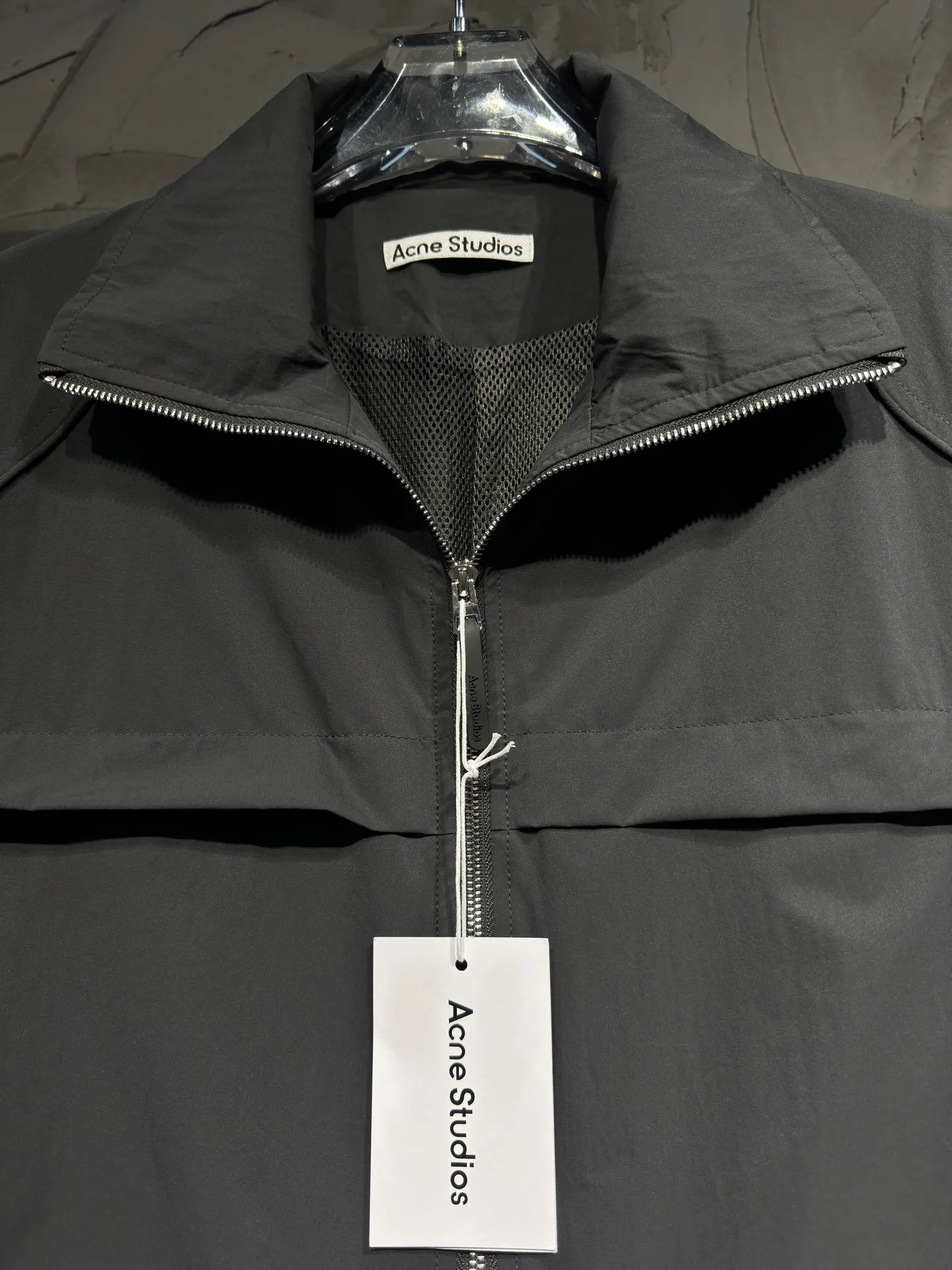 Crinkled Nylon Zip-Up Jacket D26523031 — view 11